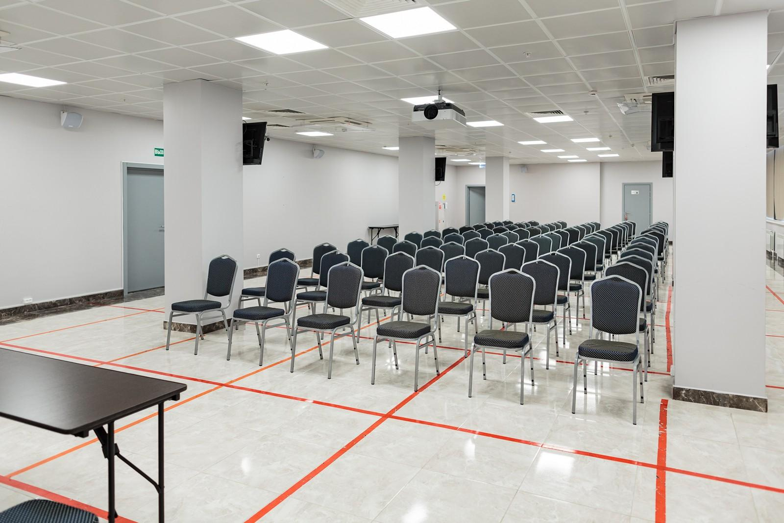 Конференц зал Гостиничного комплекса Севастополь. Свадебный и репортажный фотограф в Москве и Московской области