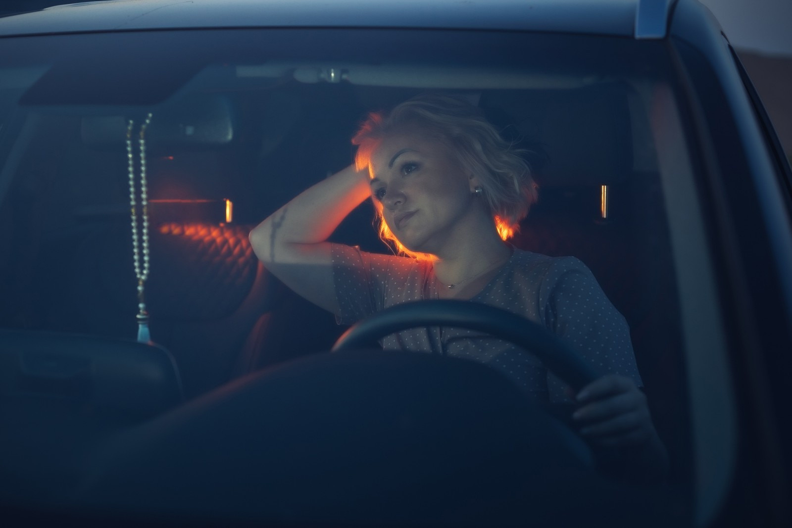 Портрет с Авто. Свадебный и репортажный фотограф в Москве и Московской области