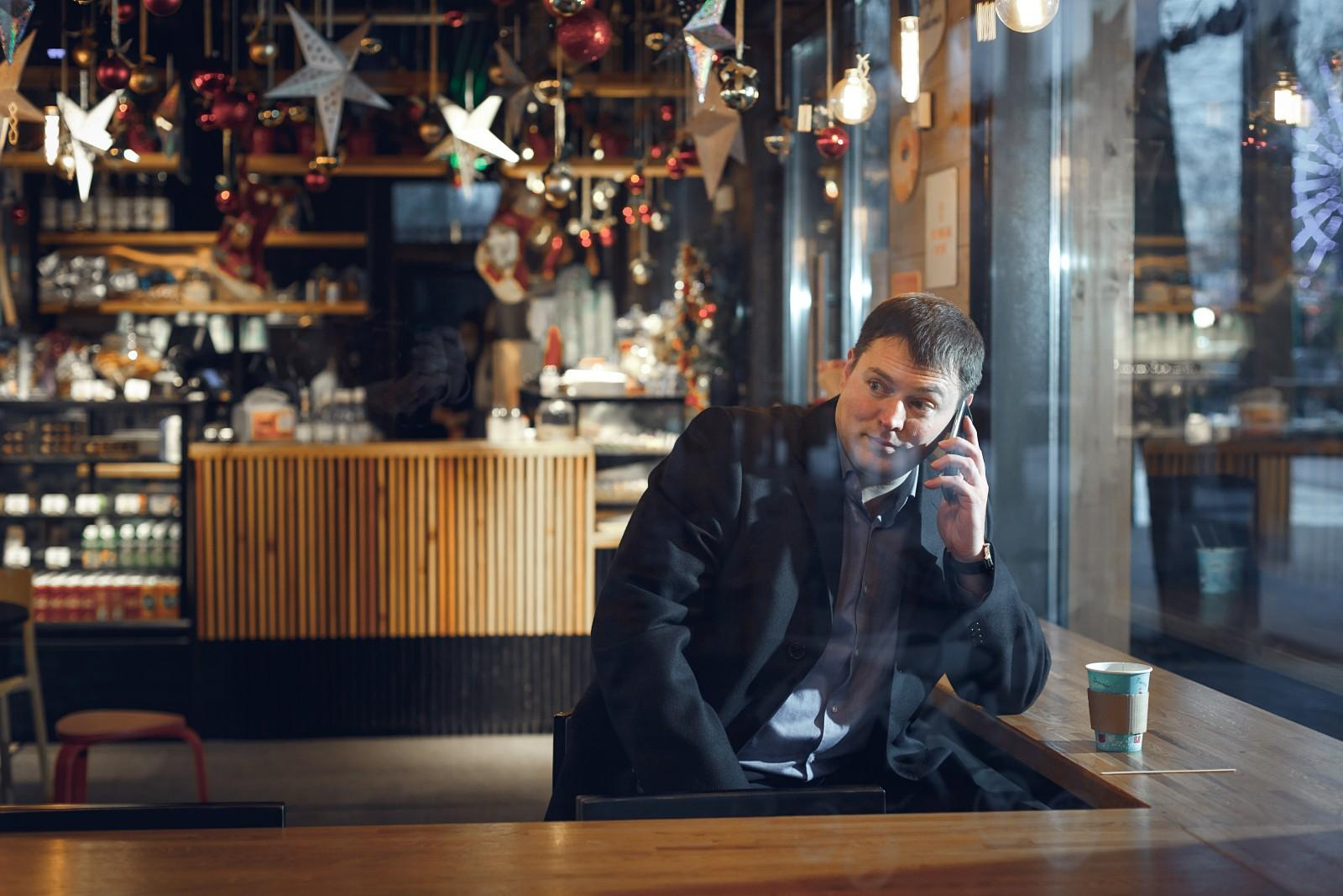Мужской городской портрет. Свадебный и репортажный фотограф в Москве и Московской области