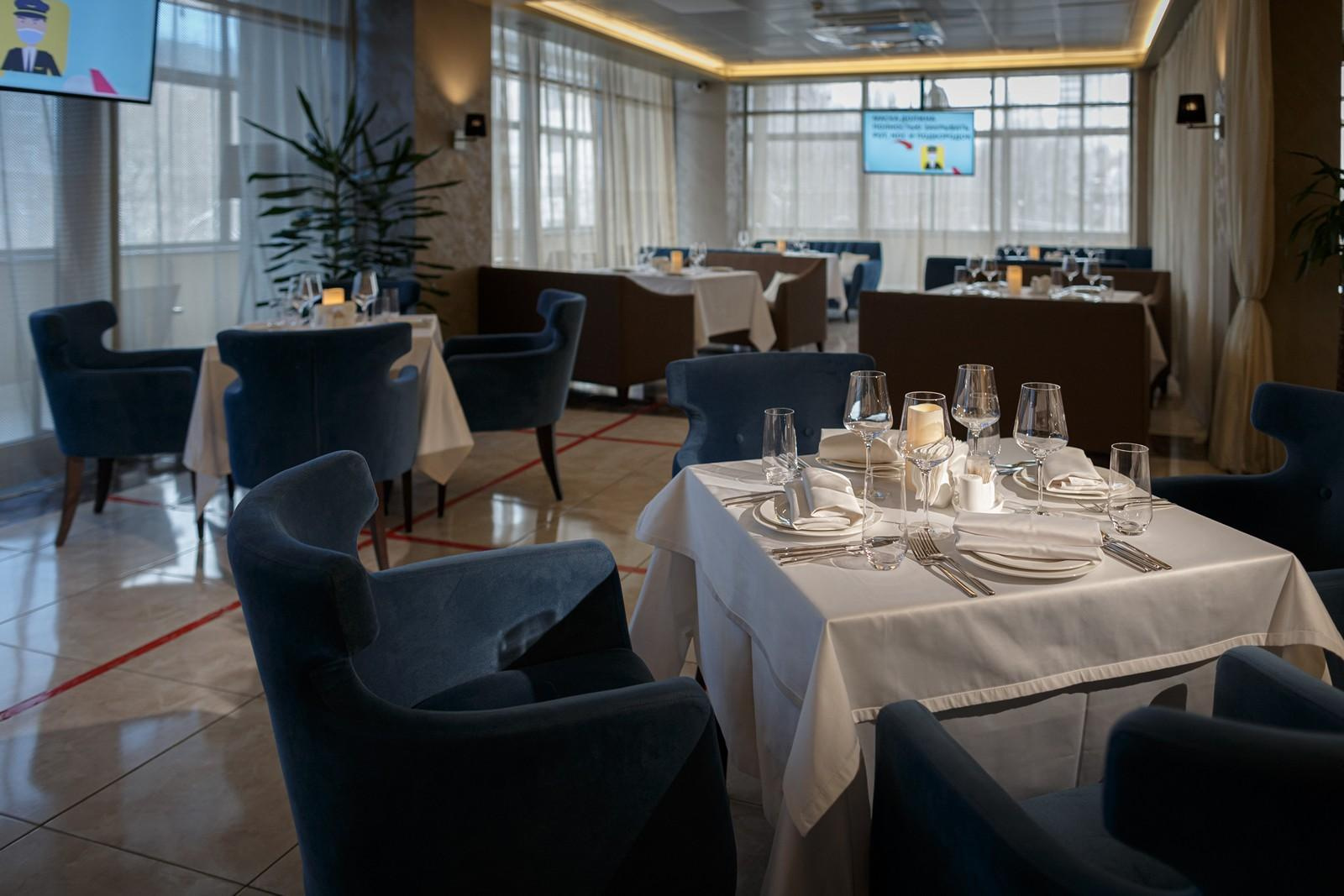 Ресторан Крым Гостиничного комплекса Севастополь. Свадебный и репортажный фотограф в Москве и Московской области