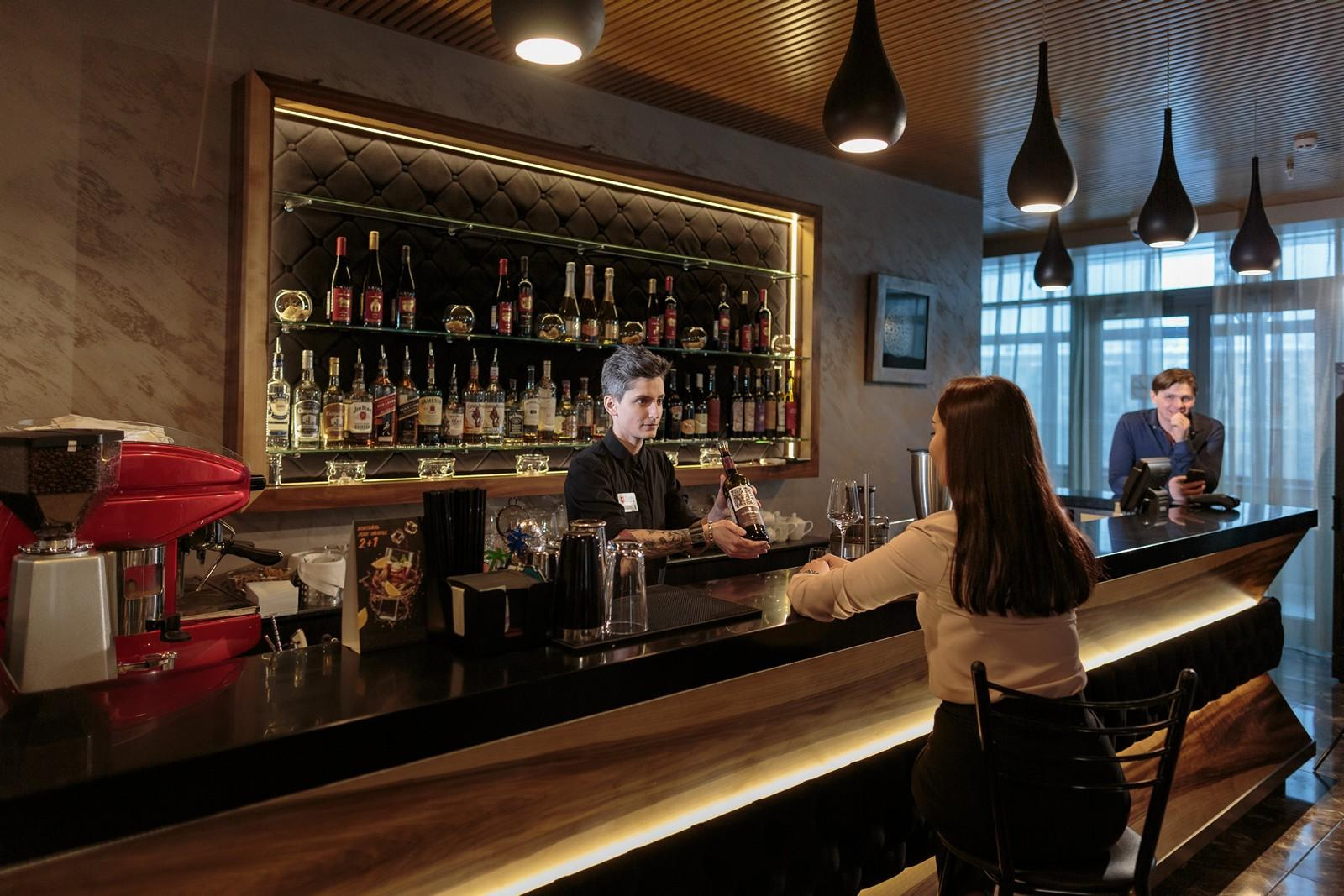 Бар ресторана Крым Гостиничного комплекса Севастополь. Свадебный и репортажный фотограф в Москве и Московской области