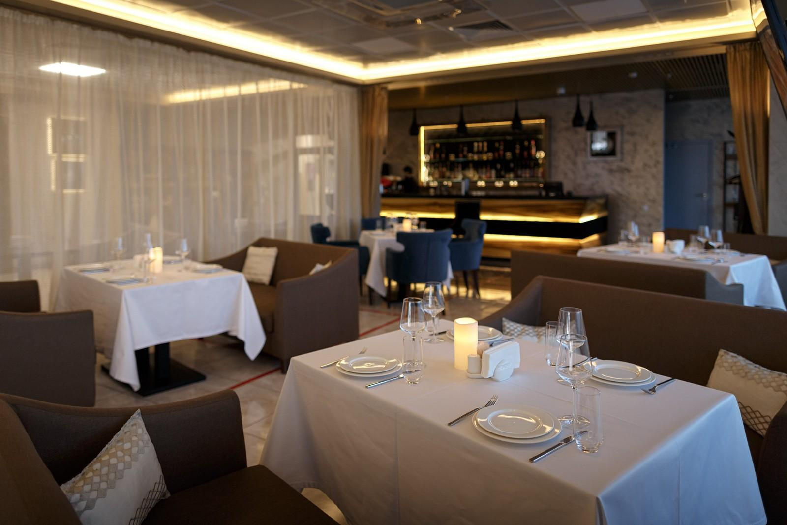 Ресторан Крым Гостиничного комплекса Севастополь. Свадебный и репортажный фотограф в Москве и Московской области