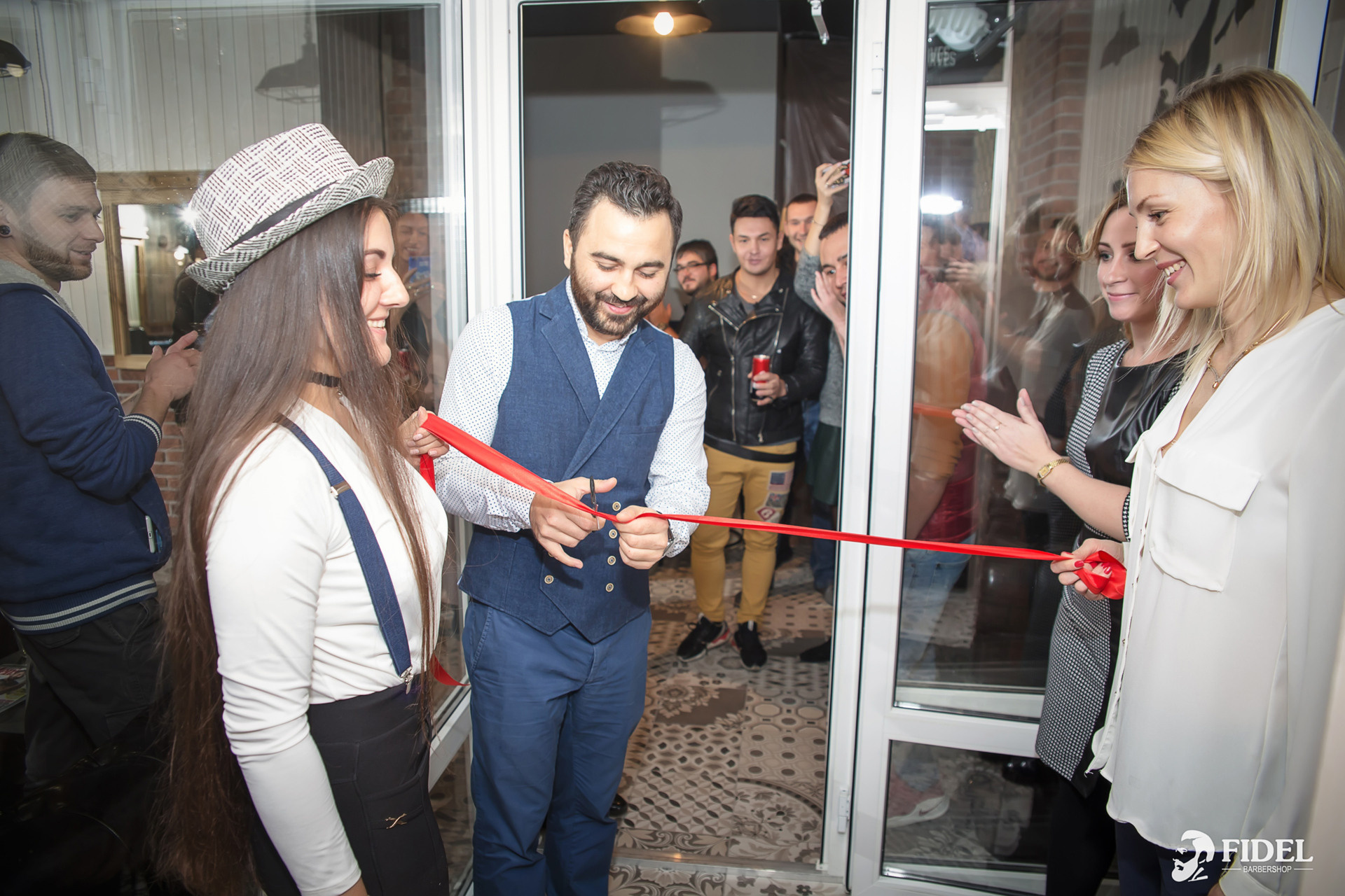 Барбершоп Fidel. Свадебный и репортажный фотограф в Москве и Московской области