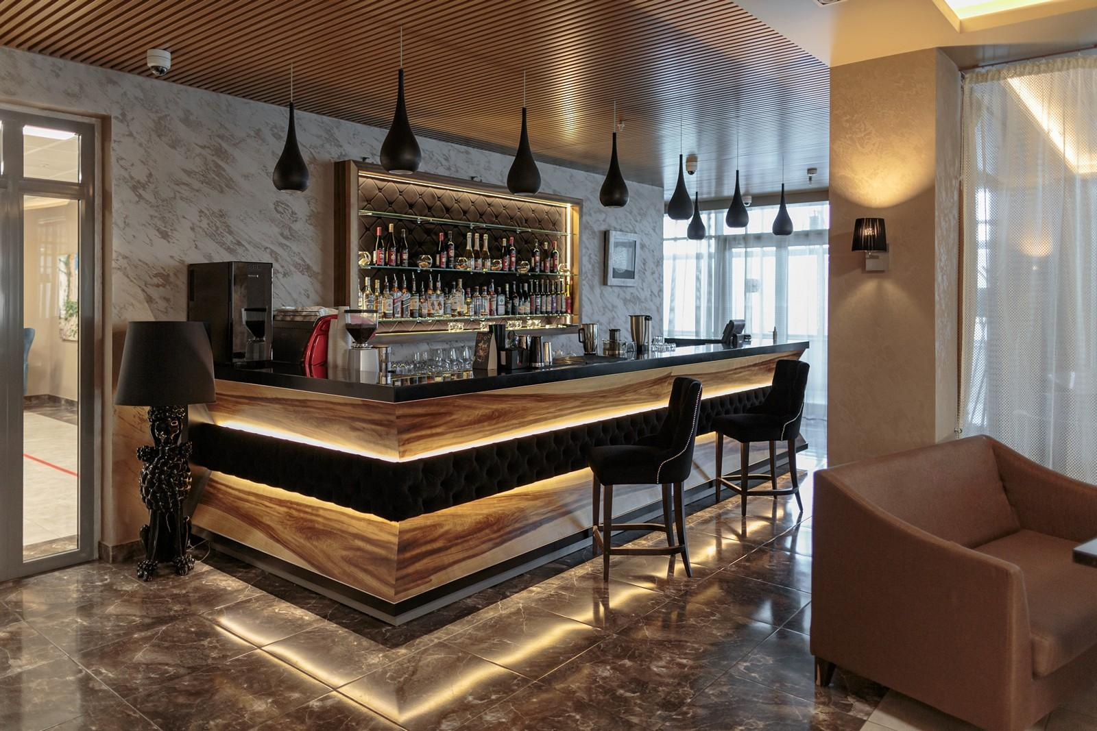 Бар ресторана Крым Гостиничного комплекса Севастополь. Свадебный и репортажный фотограф в Москве и Московской области