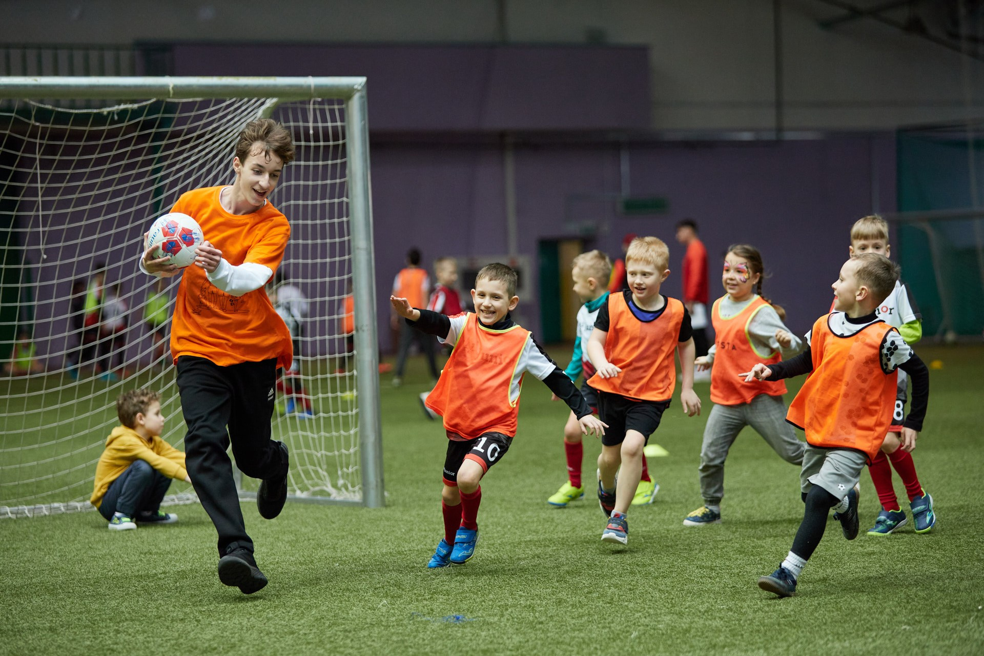Футбольный турнир для родителей А1Юниор прошел в Минске. Репортажный фотограф в Минске. Алексей Матюшков
