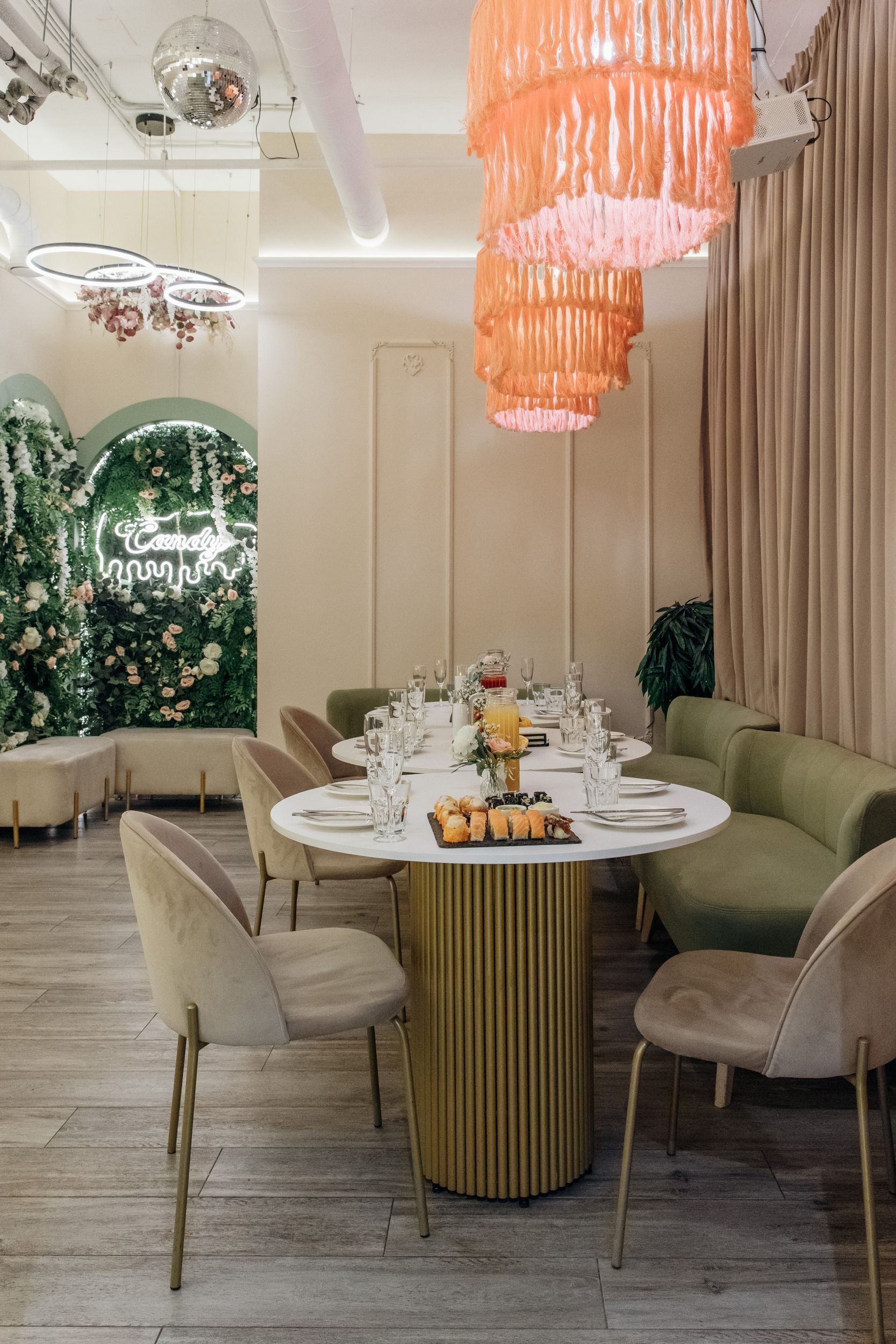 Площадь Карла Фаберже 8Е. Аренда лофта в СПб для мероприятий