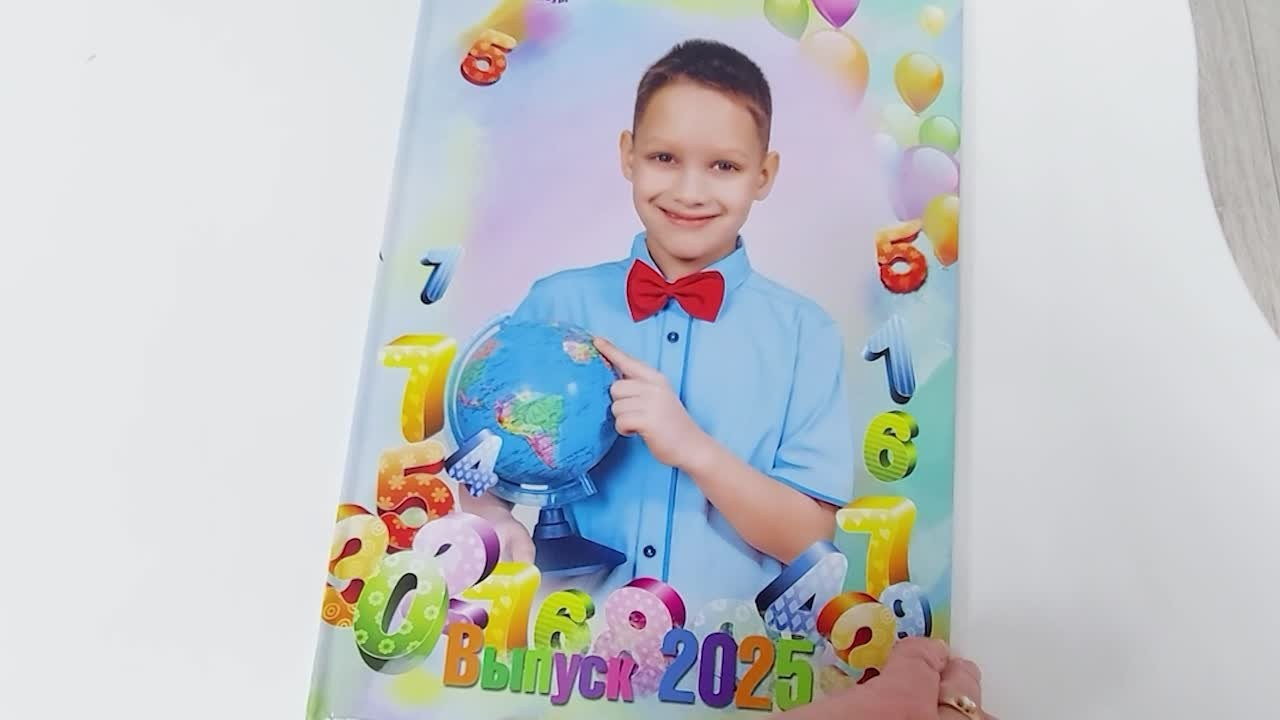 Фотокнига СТАНДАРТ ВИНЬЕТКА «Полянка». Выпускные альбомы. Фотостудия «Олеся»