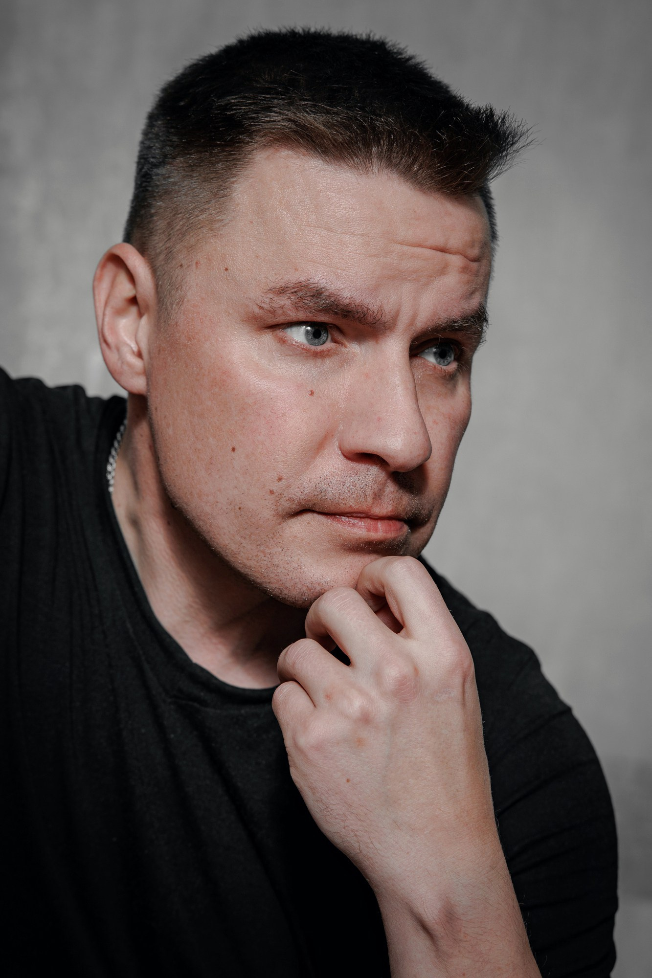 МУЖСКОЙ ПОРТРЕТ