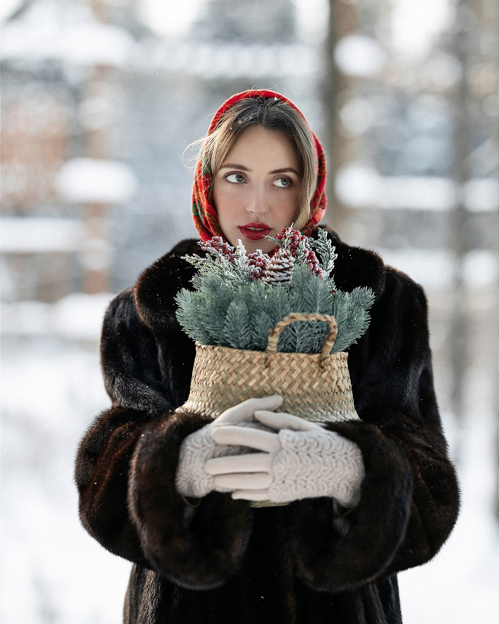 Зимняя сказка для русской красавицы. Женский и семейный фотограф в Москве Виктория