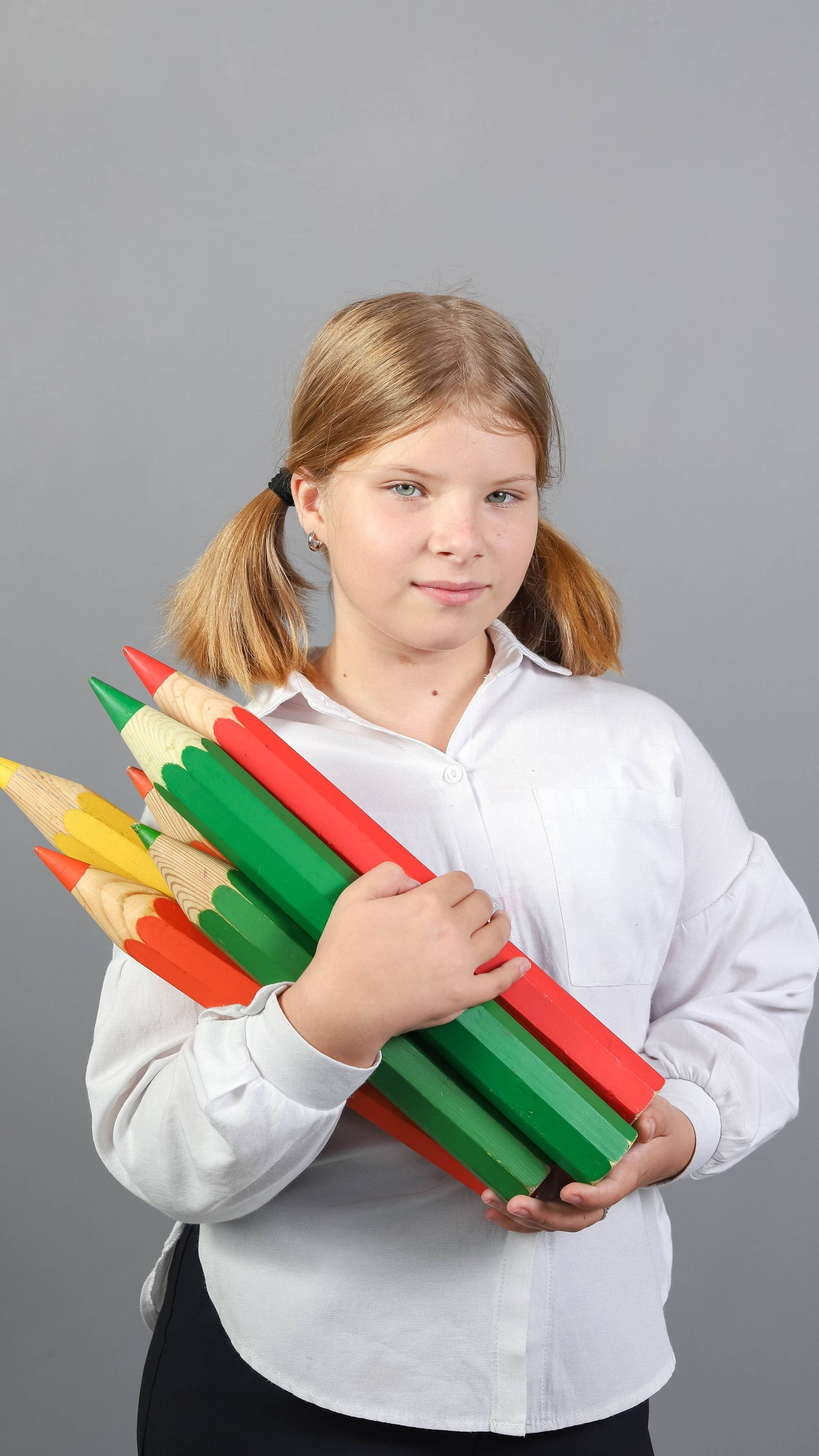 Цены на услуги фотографа для школ и детских садов. Студия выпускных альбомов и школьной фотографии «Идея» г. Оренбург