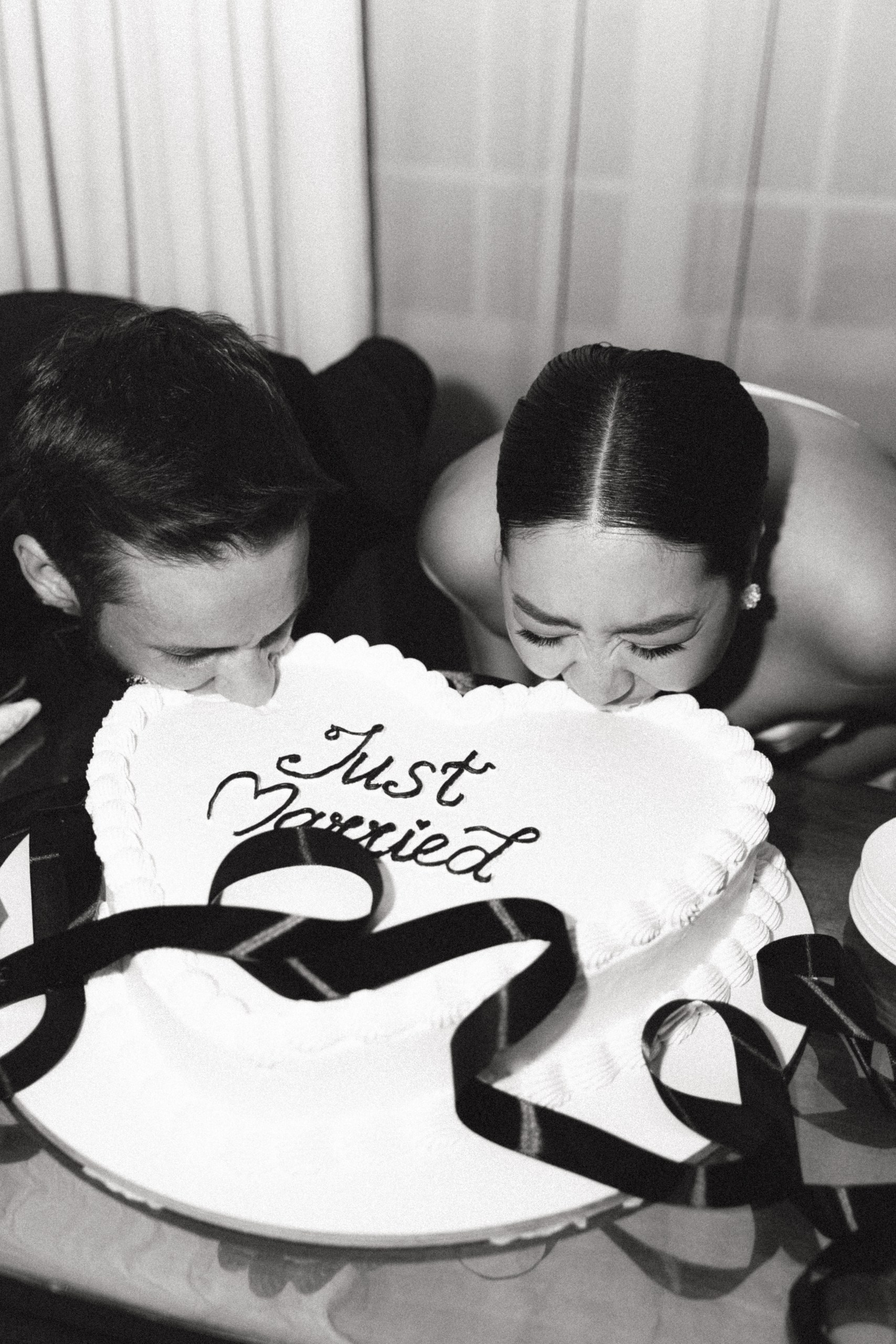 Обо мне. Ведущий Елисей Медведев