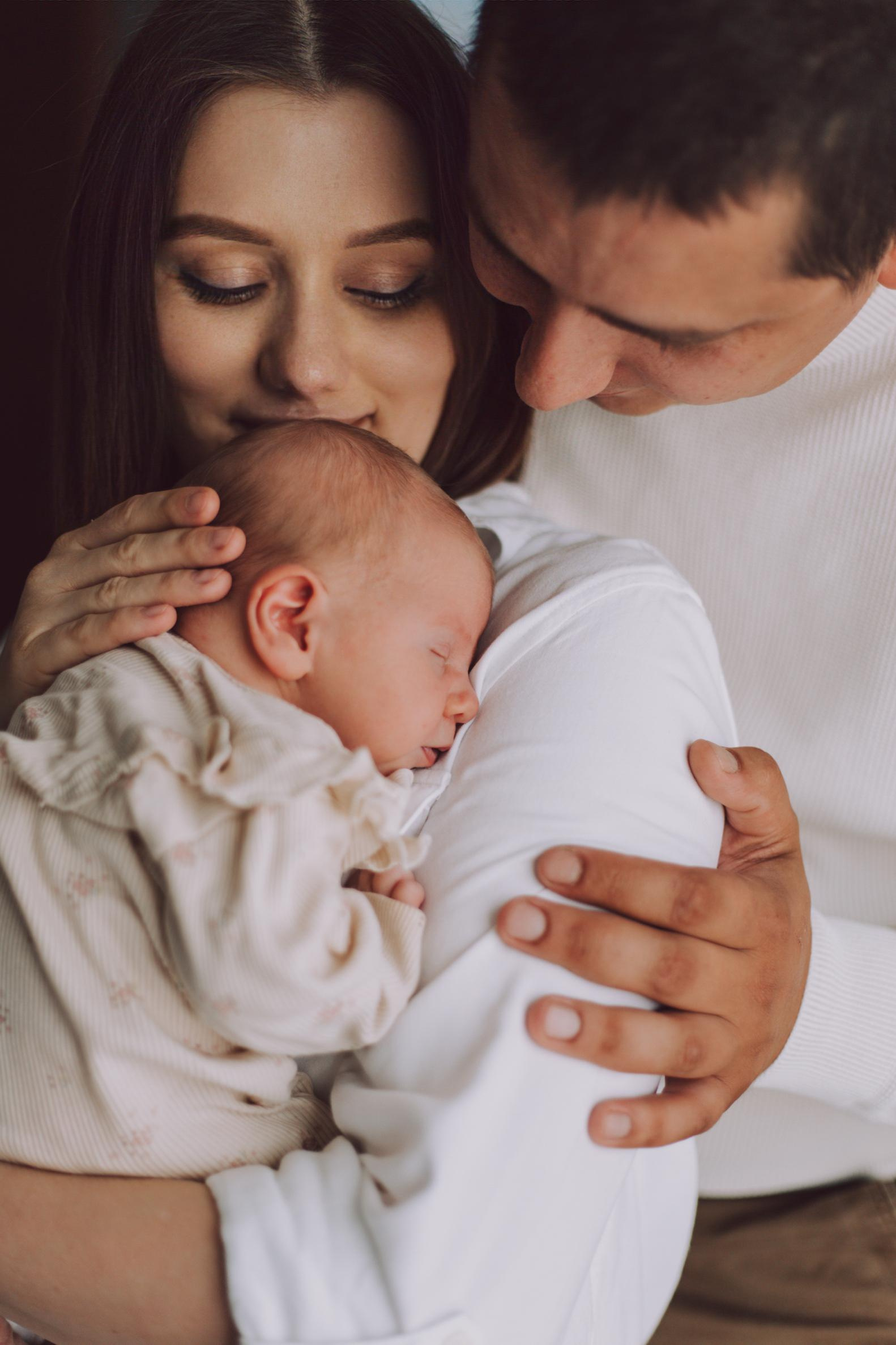 Семейный фотограф новорожденных в Краснодаре