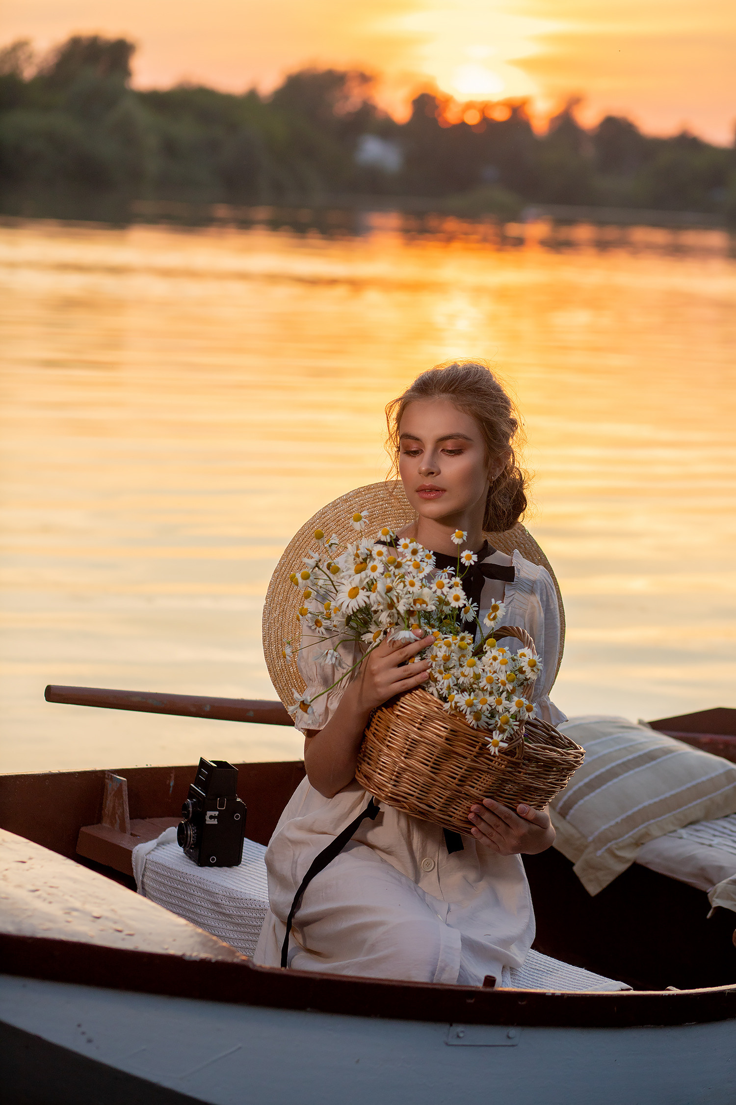 Прогулка на лодке. Семейный и свадебный фотограф в Перми