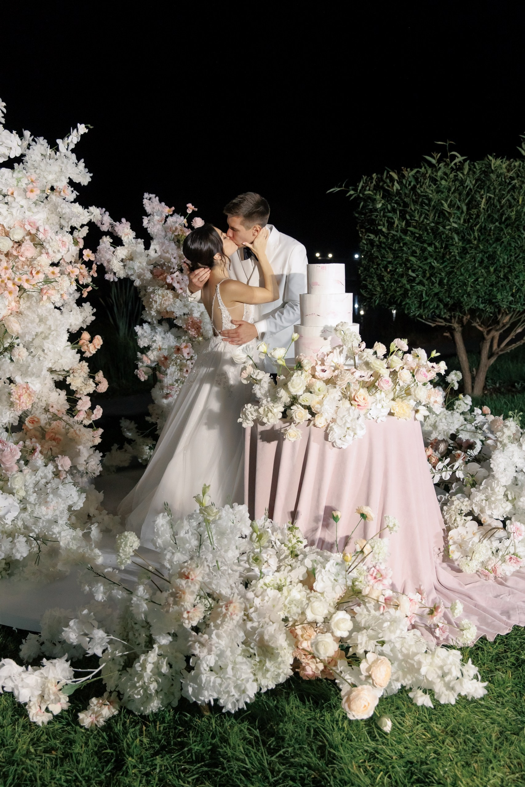 Свадебный фотограф Михаил Симонов