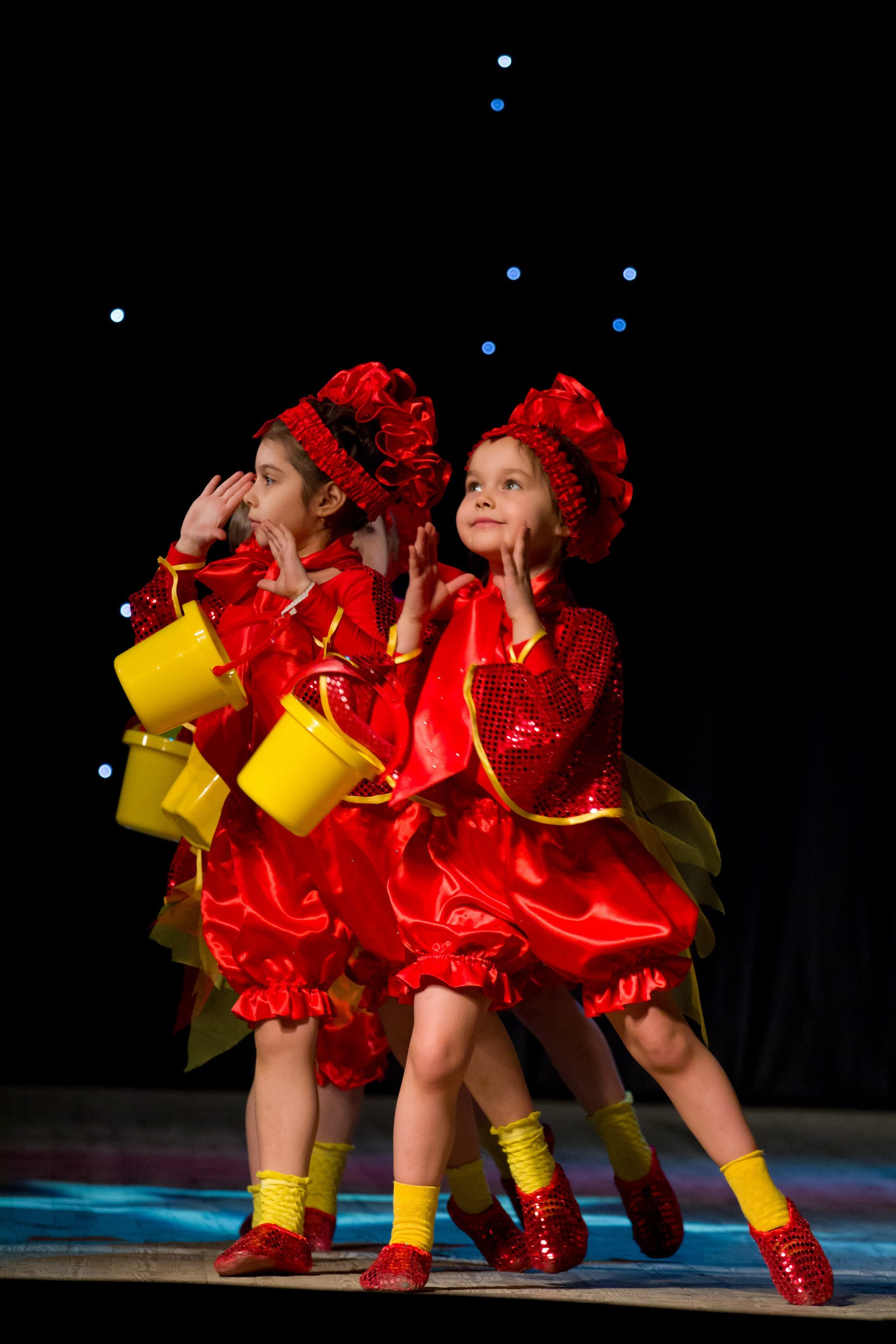 Репортажная фотография. Имидж Технологии — Производство сувенирных магнитов, заливных этикеток и значков. Репортажная фотография в Кирове Кировской области