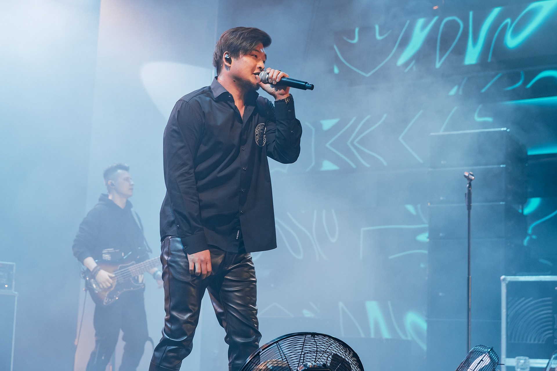 Портфолио фотографа в Санкт-Петербурге | Портреты, концерты, реклама, автоспорт, событийная и предметная съемка