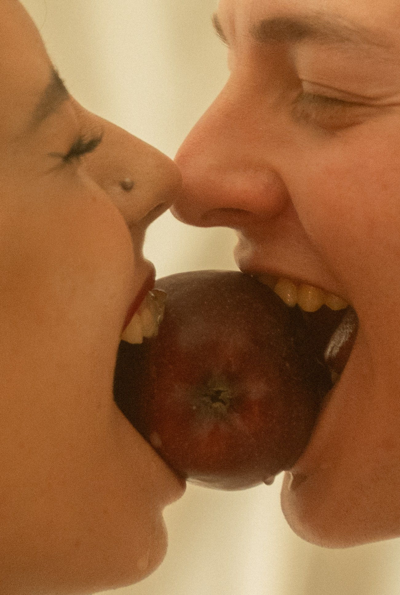 Фотограф Лиана Сафарова. Свадебные, портретные, парные съёмки