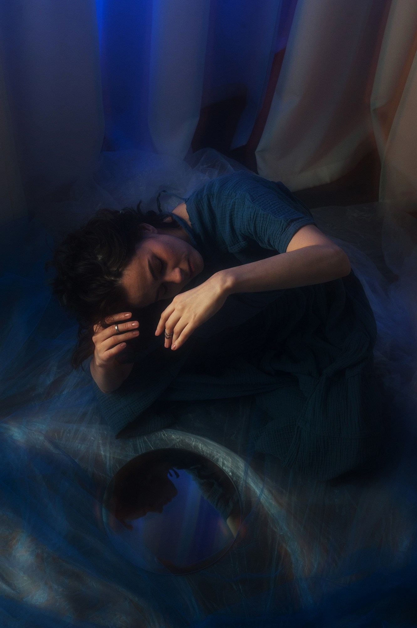 Юлия Крюкова для музыкального проекта «Течение»