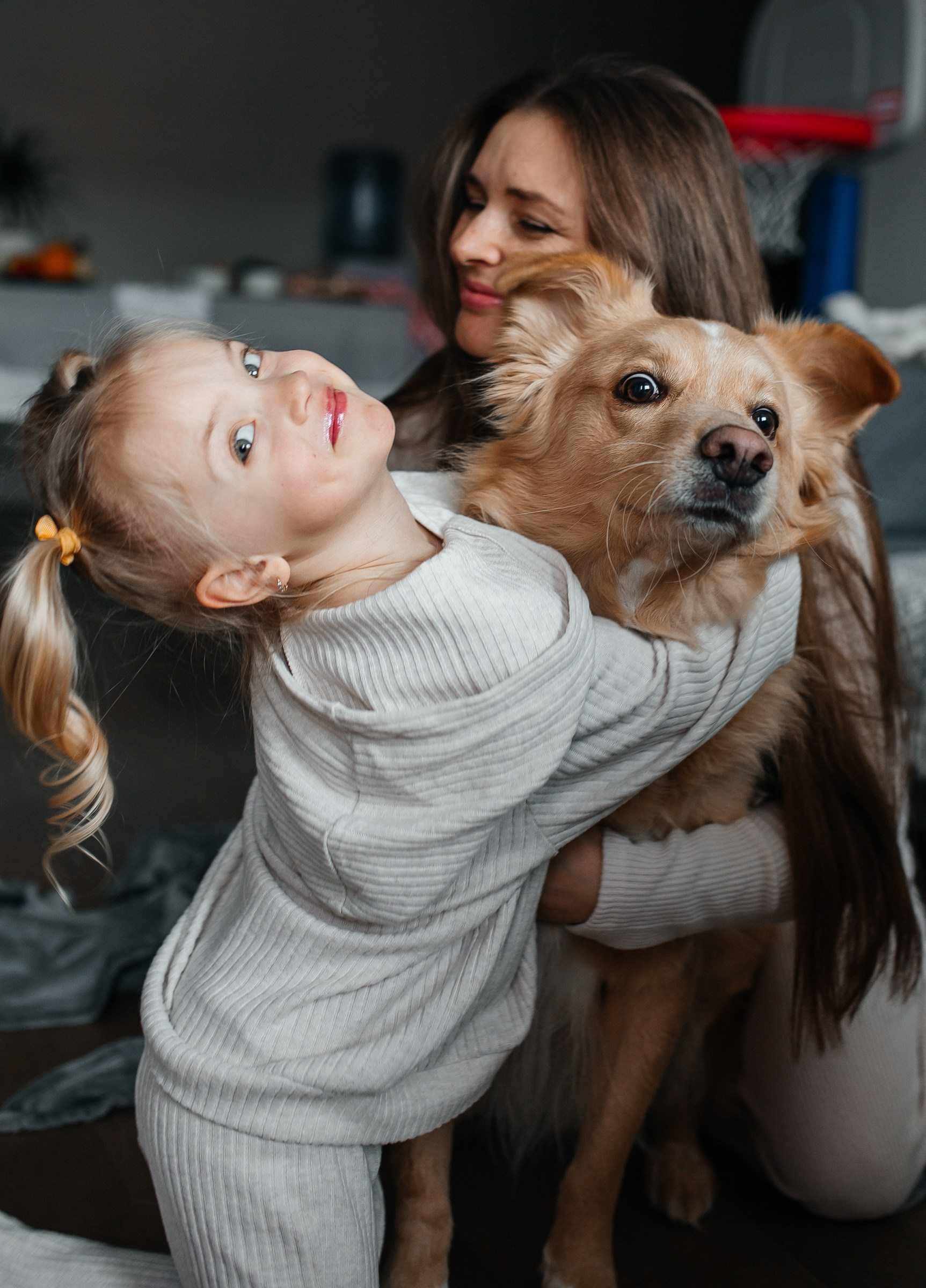 Ира, Илья, Аюша, Уми, Лу и Мия