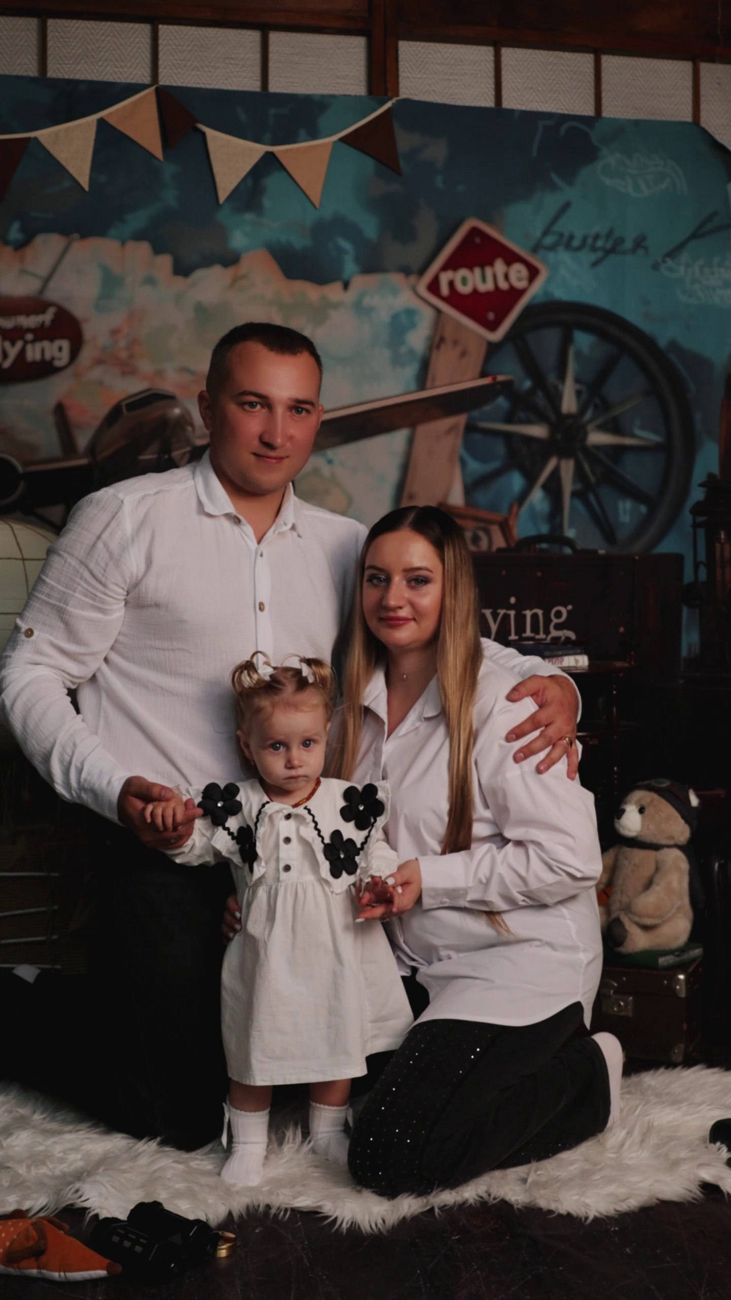 Штатный видеограф. Интерьерная фотостудия Background в Омске