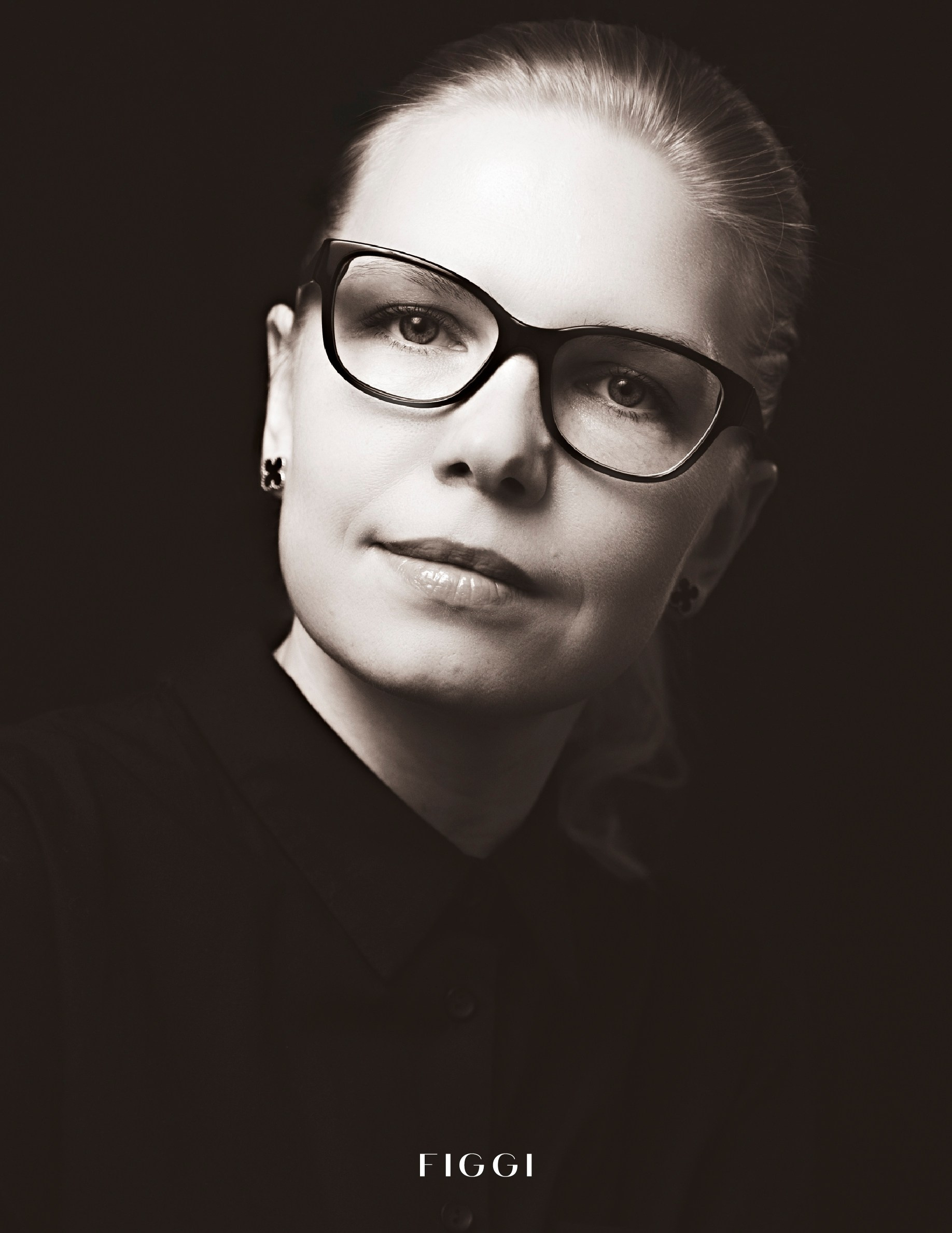 Публикация в Figgi Magazine MARCH2025. Семейный фотограф Руслан Каримов Одинцово Москва