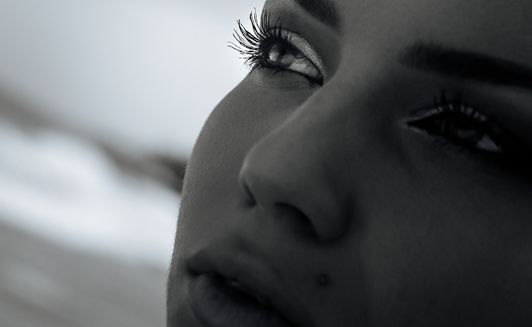 Lovestory на побережье моря в Крыму - ветер любви в волосах