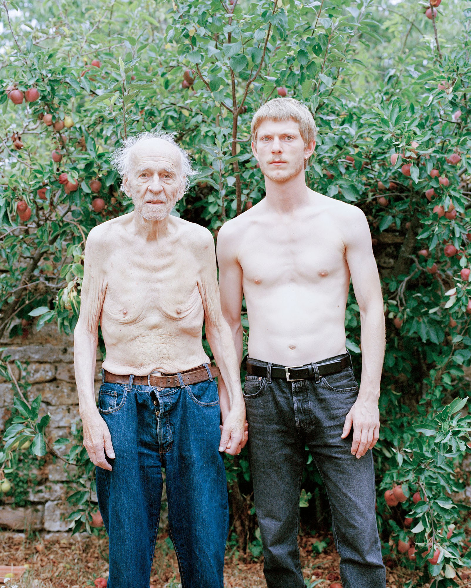 Клэр Легран (Claire Legrand) и её серия семейных портретов. Private image