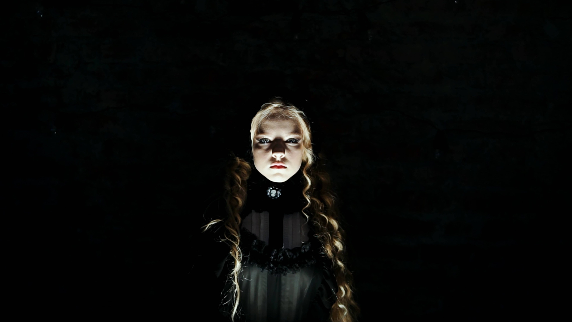 Творческие видео. Предметный фотограф и видеограф в Москве Марина Гладик