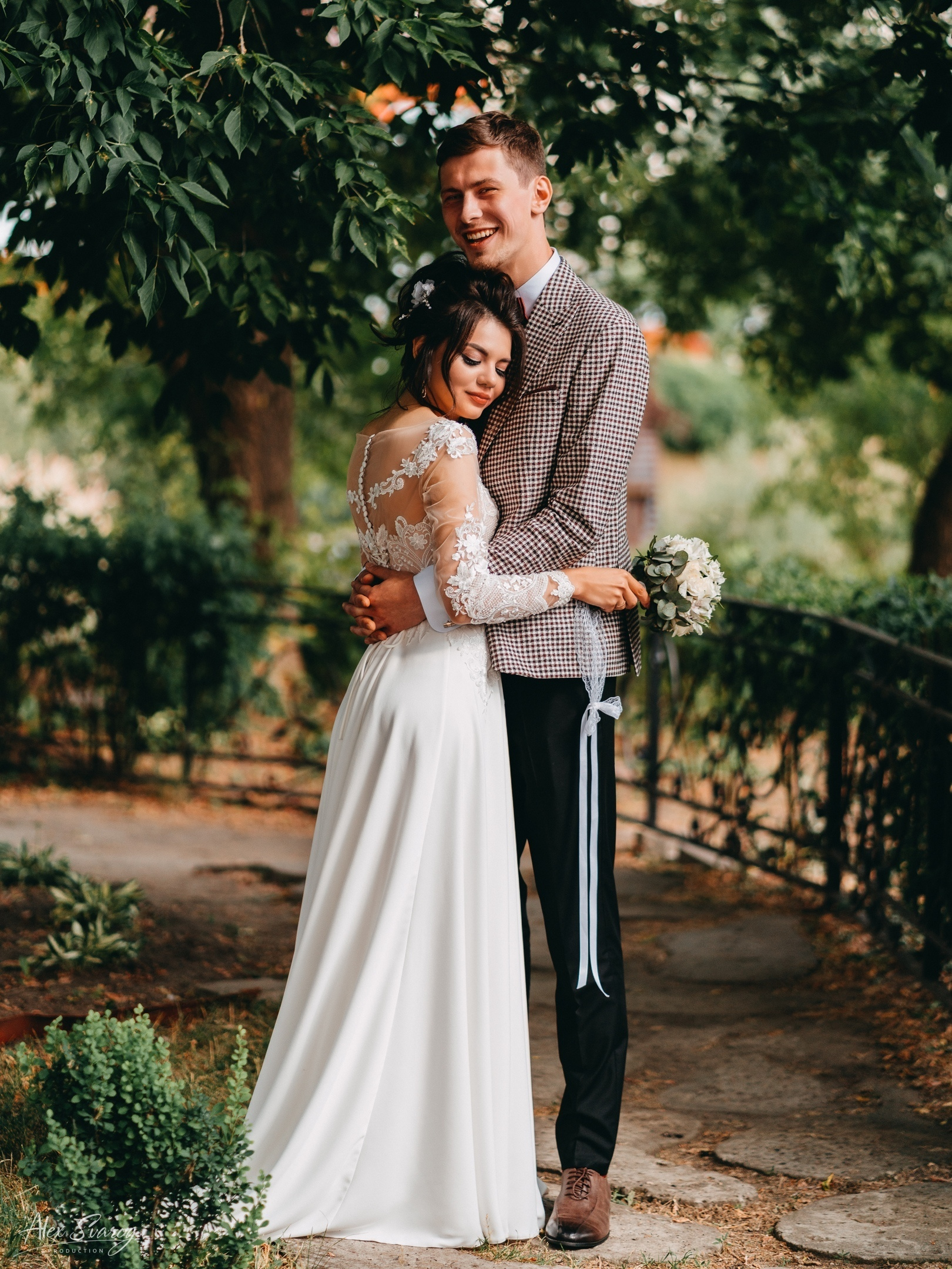 Красивые свадебные фото в Орехово-Зуево. Свадебный и репортажный фотограф-видеограф Москва и Московская область