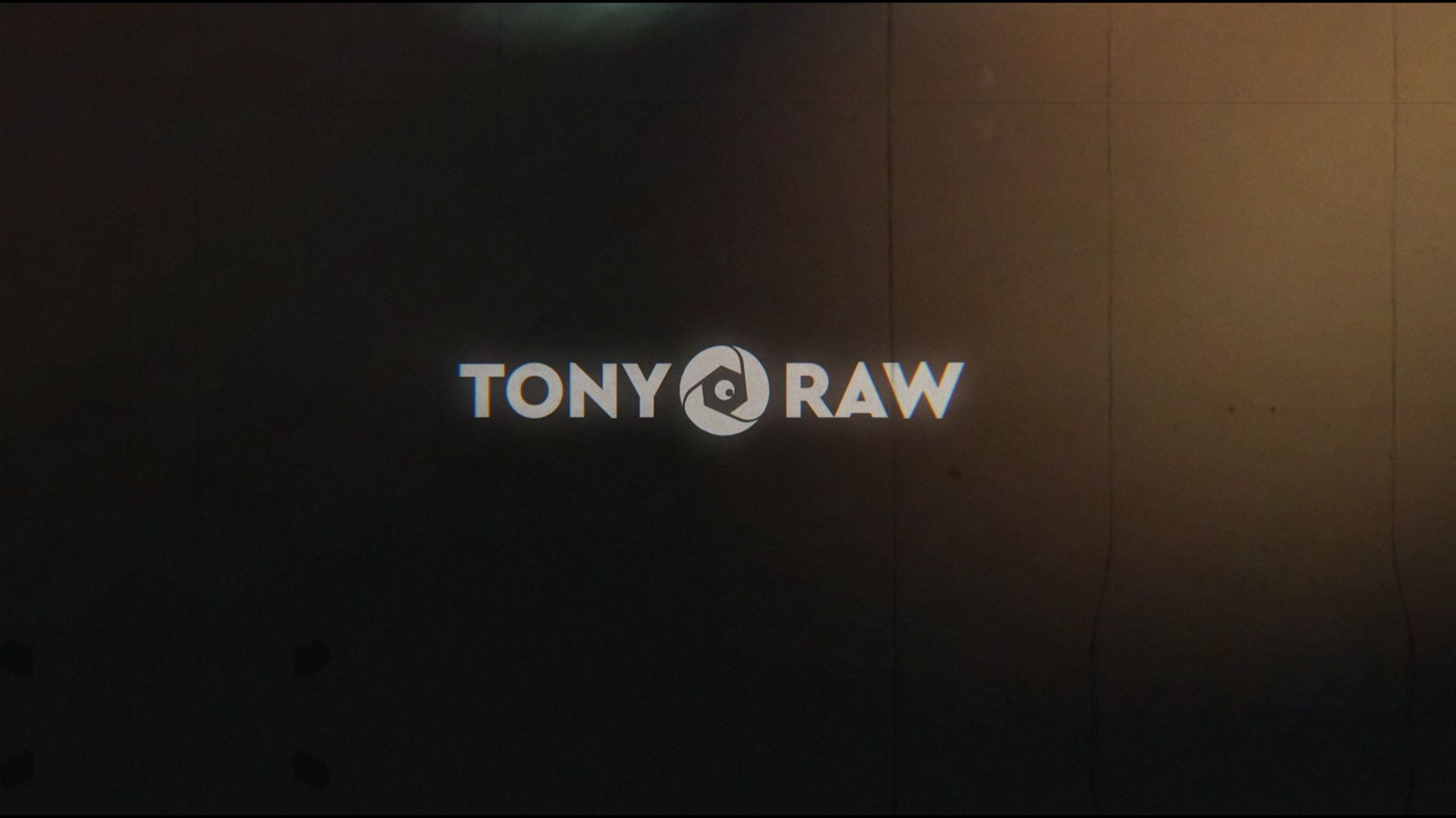 Видеограф в Санкт‑Петербурге — корпоративная и event‑видеосъёмка | Tony Raw. Видеограф для бизнеса в Санкт-Петербурге и Москве