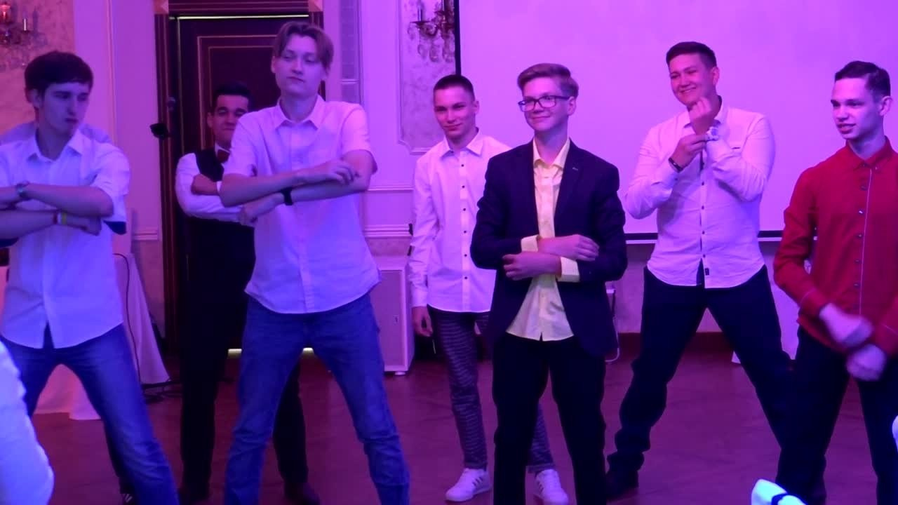 Школьное видео, выпускной, последний звонок