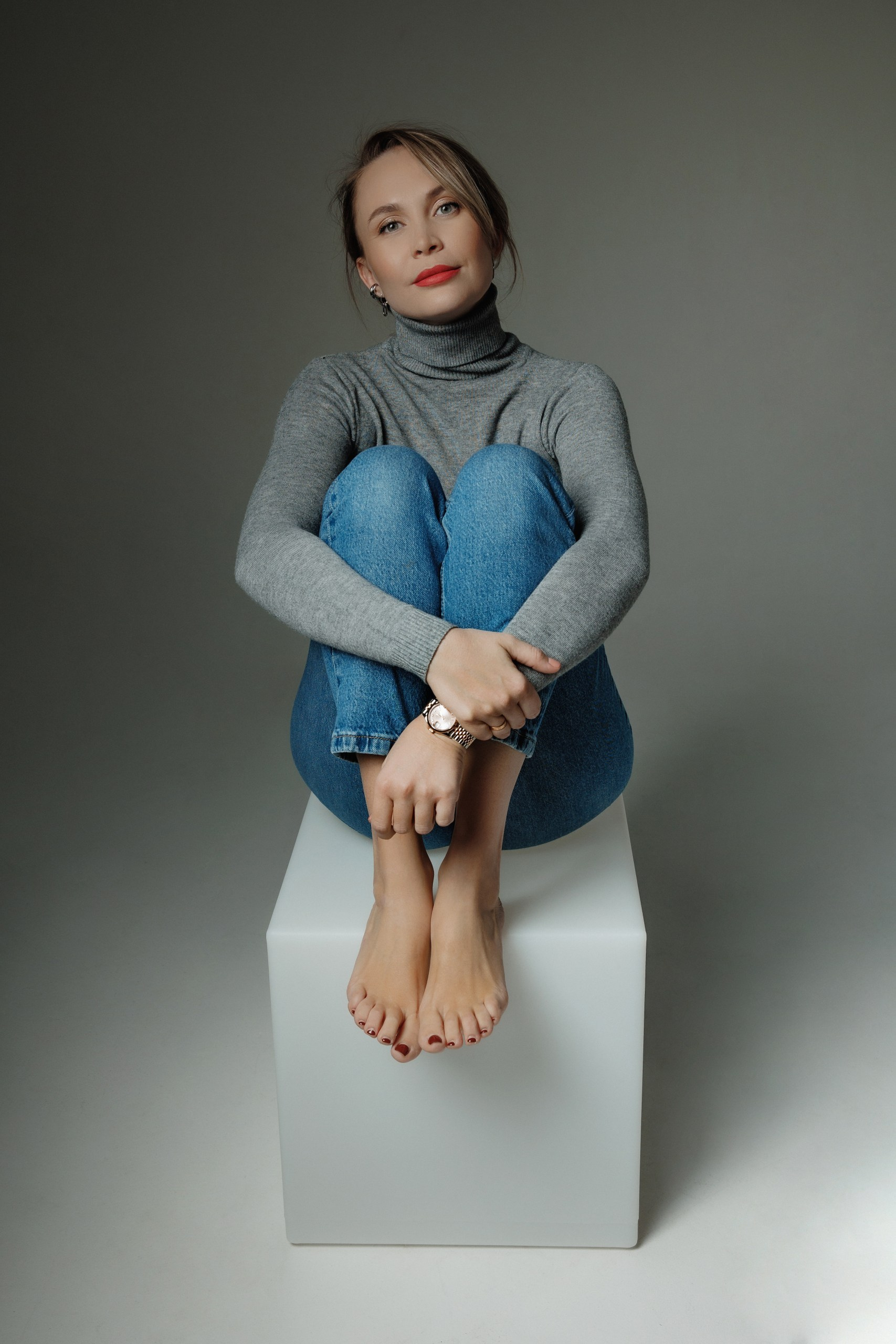 Портретный фотограф для контент съёмки в Новой Москве. Фотограф Москва. Портретный фотограф Александра Харитонова Москва Новая Москва Троицк