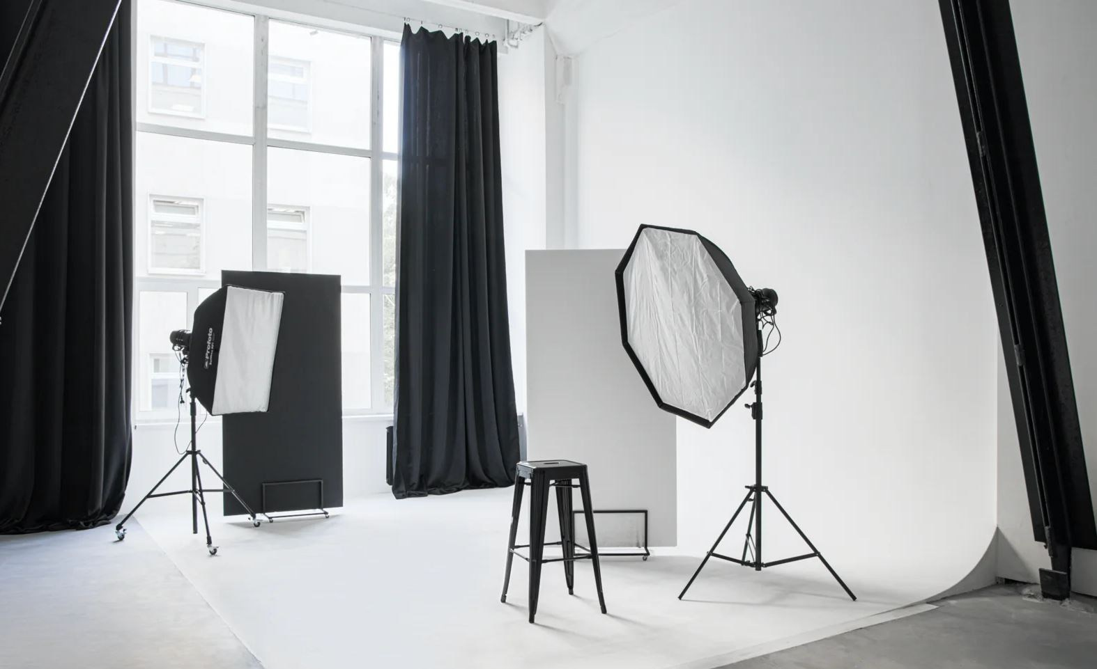 Студии для деловой фотосессии в Москве. Фотосессии в Москве. Фотограф Анна Михайлова