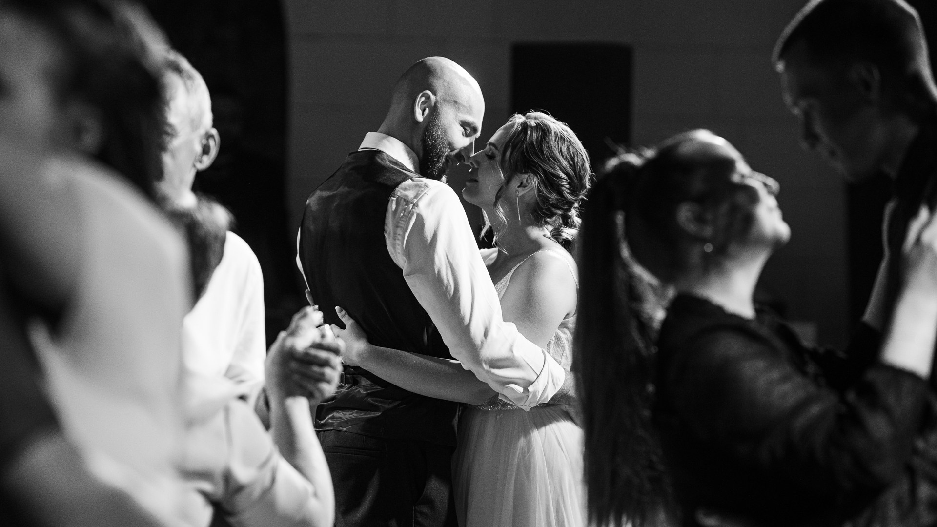 Свадебный фотограф в Хабаровске Момот Валерий