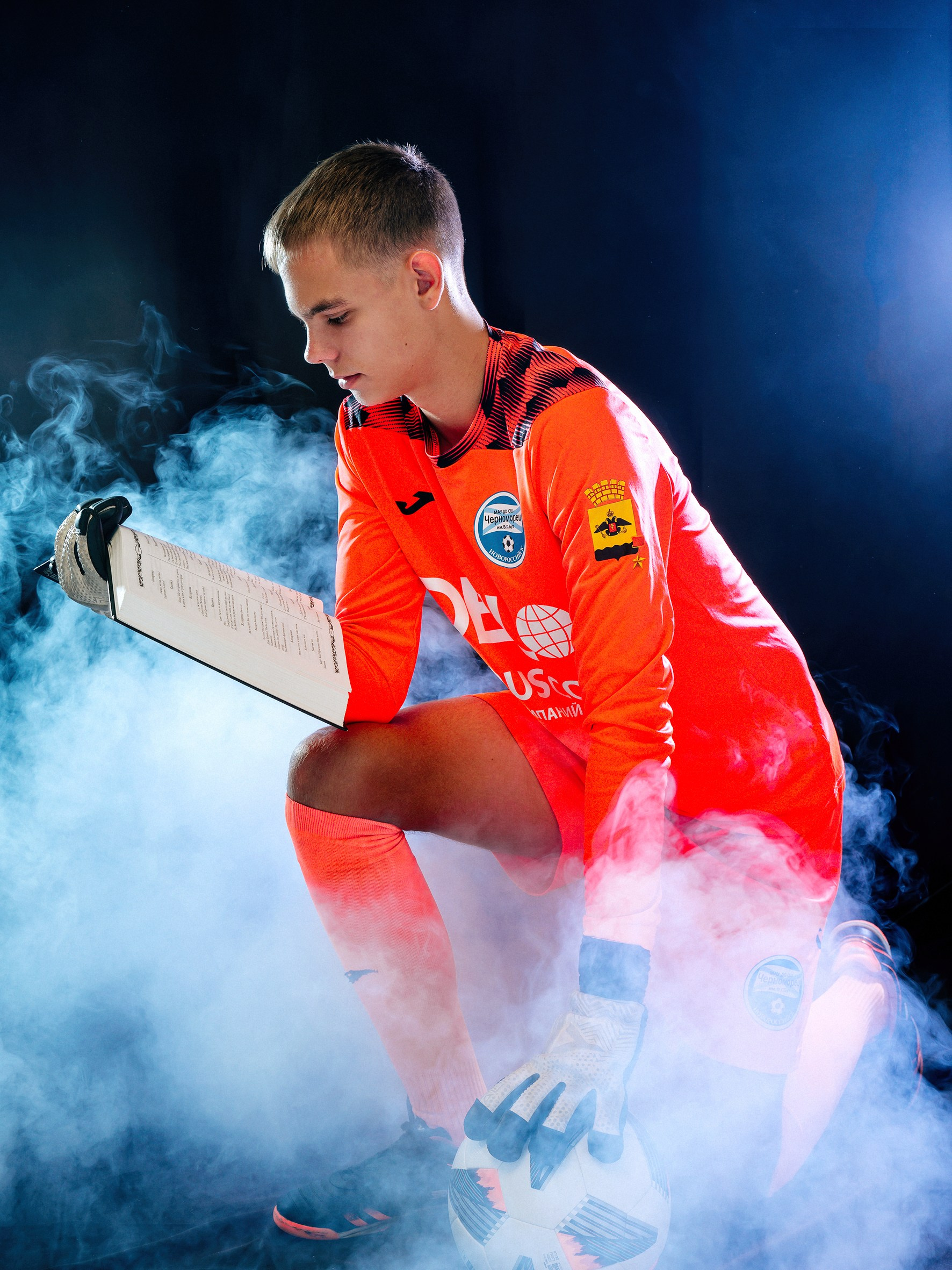 Выпускные альбомы, школьные фотосессии в городе Новороссийске