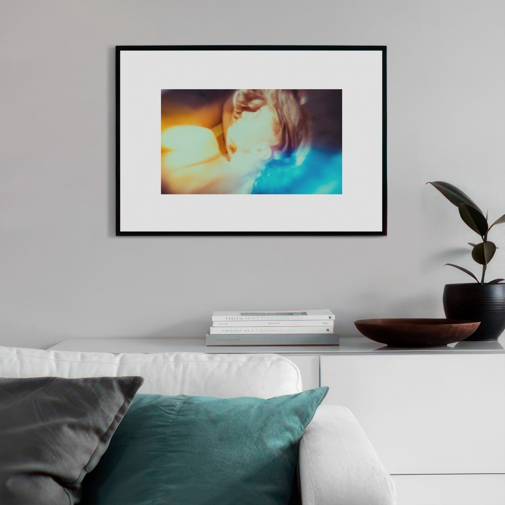 SOMETIMES SHE LOVES. Eduard Kopysov — International visual artist