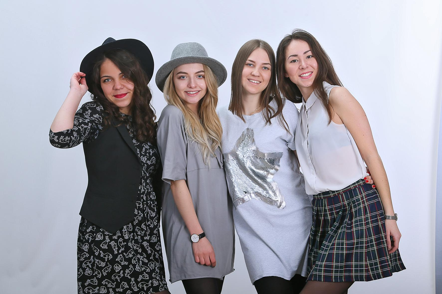 Альбомы для 9 и 11 класса. Создание стильных выпускных альбомов