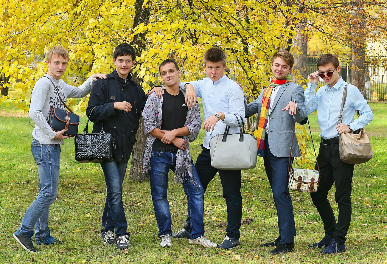 Альбомы для 9 и 11 класса. Создание стильных выпускных альбомов