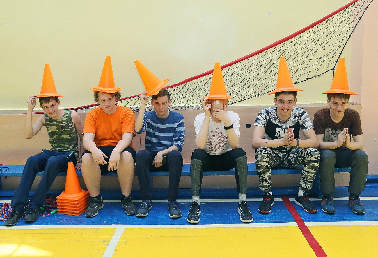 Альбомы для 9 и 11 класса. Создание стильных выпускных альбомов