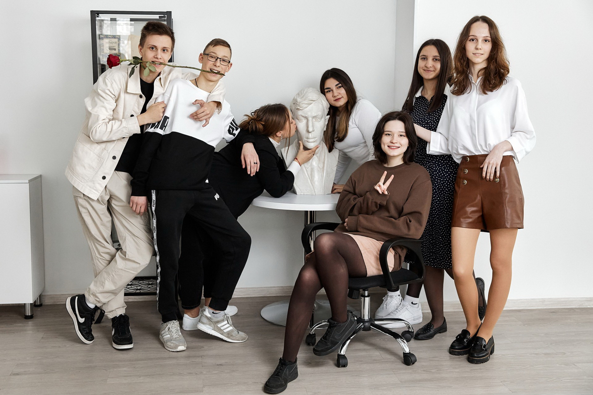 Альбомы для 9 и 11 класса. Создание стильных выпускных альбомов