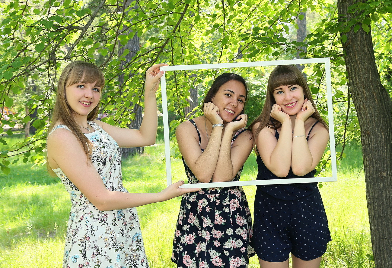 Альбомы для 9 и 11 класса. Создание стильных выпускных альбомов