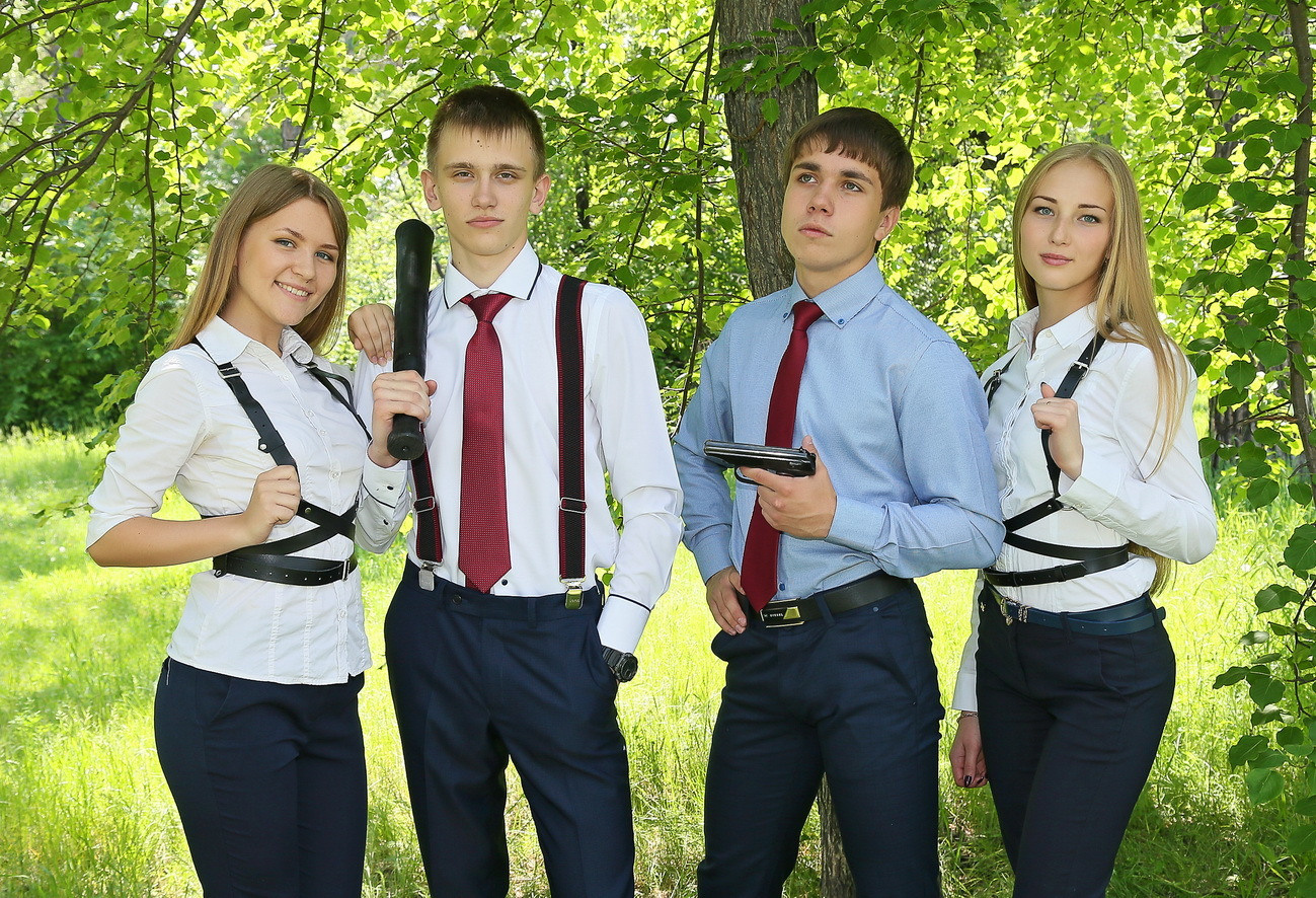 Альбомы для 9 и 11 класса. Создание стильных выпускных альбомов