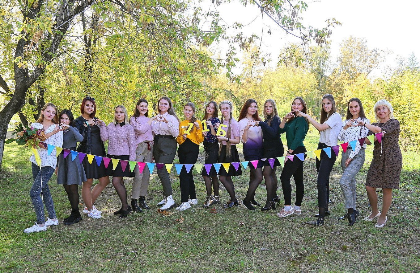 Альбомы для 9 и 11 класса. Создание стильных выпускных альбомов