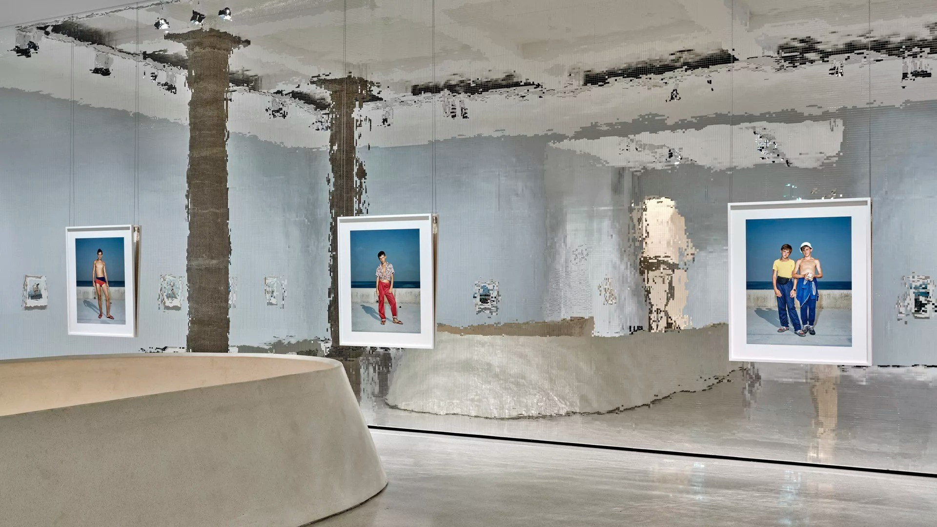 ХУДОЖНИЦЫ В ОБЪЕКТИВЕ: Ринеке Дейкстра. Самоорганизация Низина