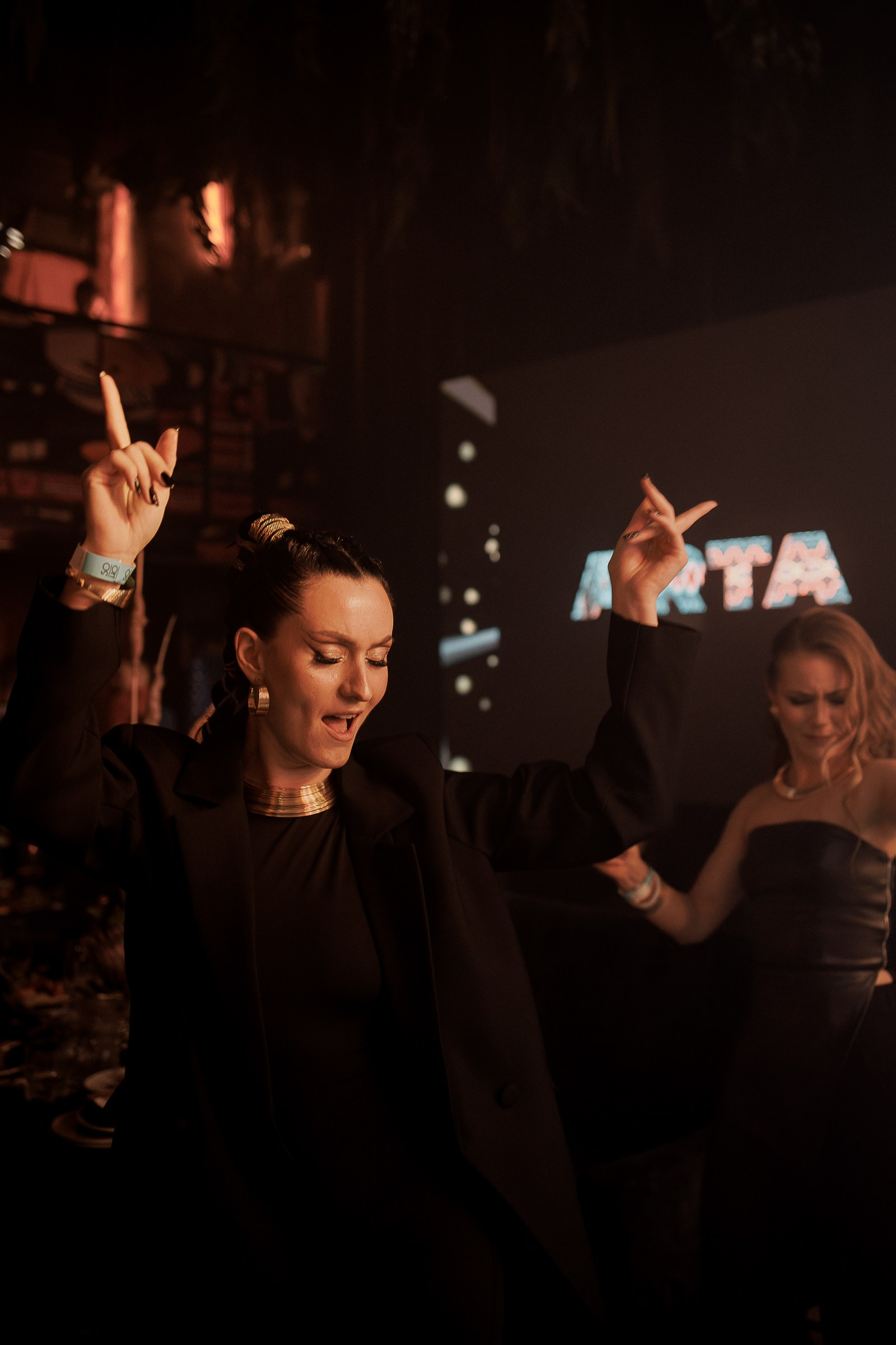 Фотограф на вечеринку спб. VERSLIBRE | Свадебный и репортажный фотограф в Санкт-Петербурге, Москве, и Поволжье