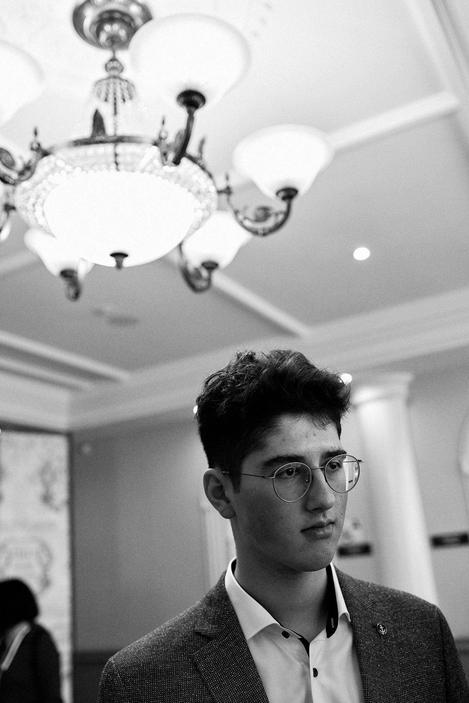 Бал. Денис Паунин — Фотографии