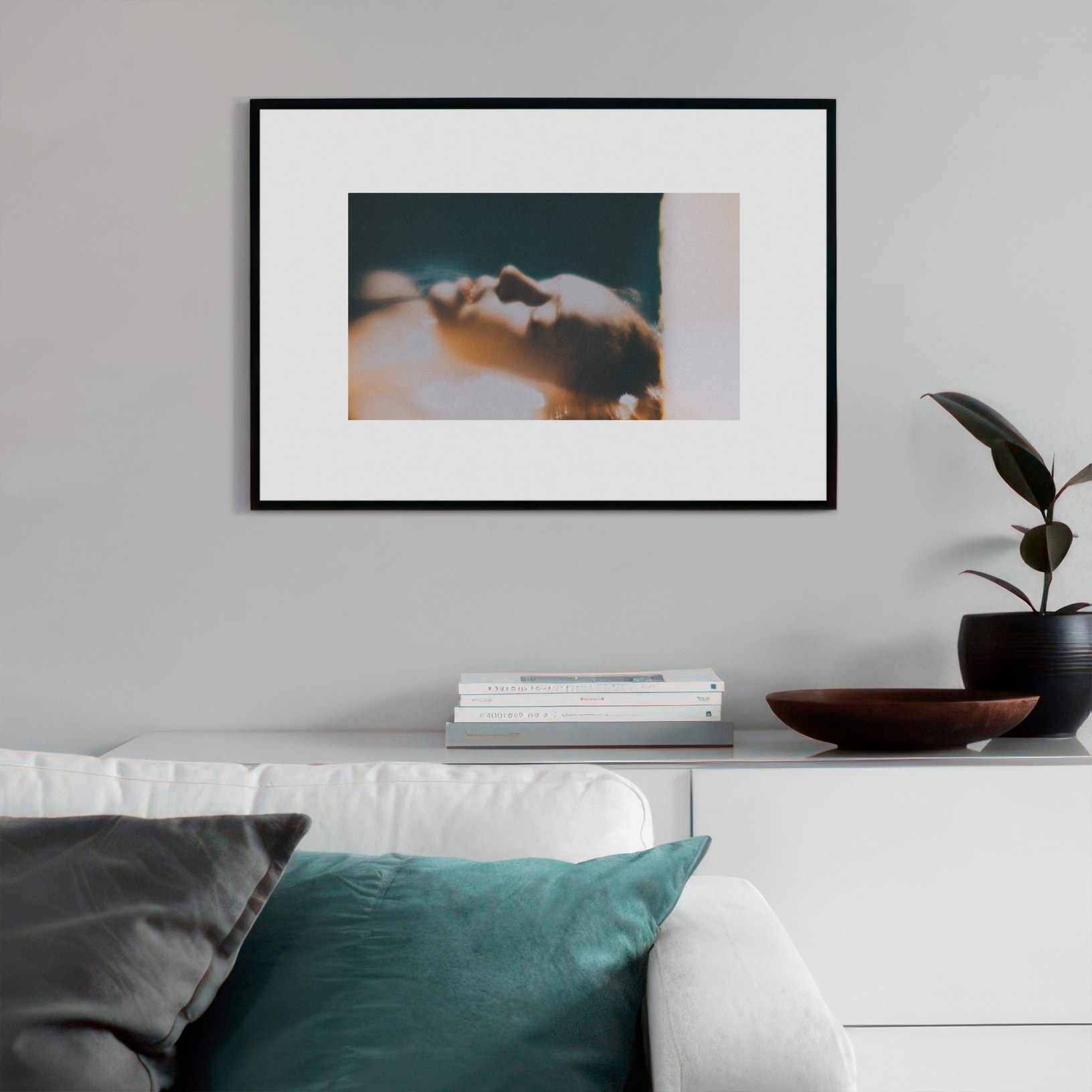 SOMETIMES SHE LOVES. Eduard Kopysov — International visual artist