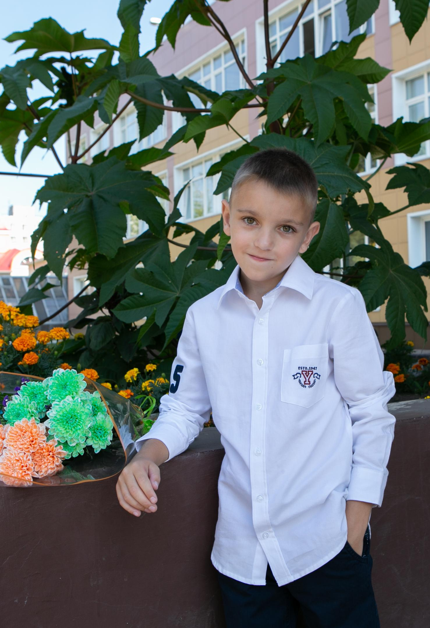 Школьная фотосессия в Омске. Выпускники. 4 класс. Фотосессия для выпускного альбома в Омске. Школьный фотограф в Омске. Фотограф Наталья Стаг в Омске. Фотографирую в разных стилях в разных студиях, а так же в школах и садах. Печатаю выпускные фотоальбомы