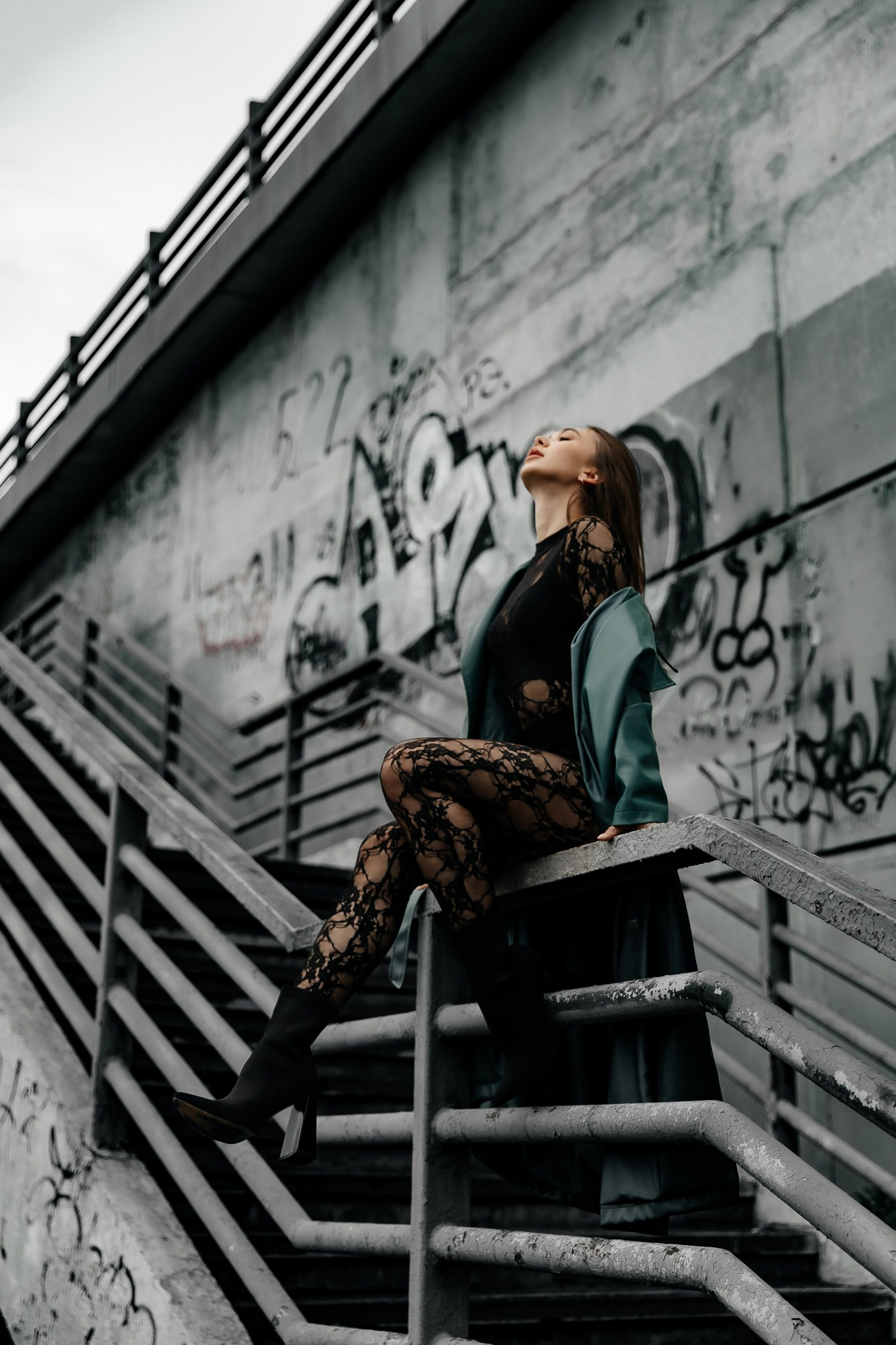 Портретная фотосессия в городе для Марии — фотопрогулка. Тимур Аминов | Фотограф в Кемерове