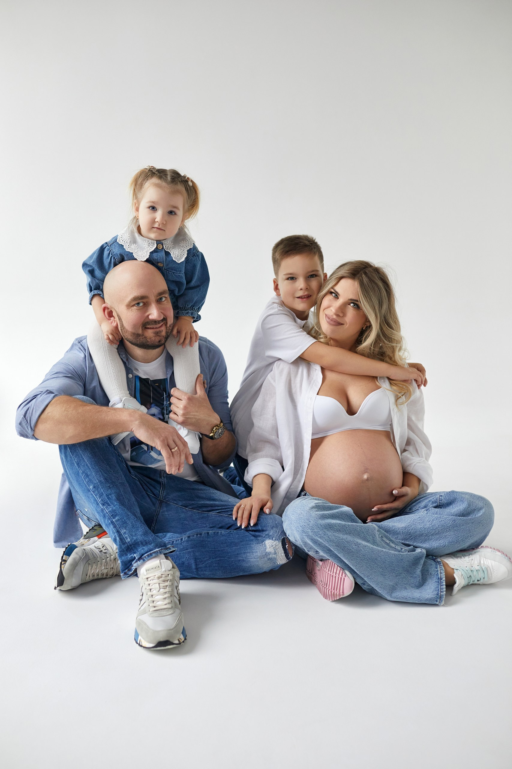 Фотосессия 2в1. Беременность + Семейная. Фотограф в Москве и Одинцово Кравченко Кристина
